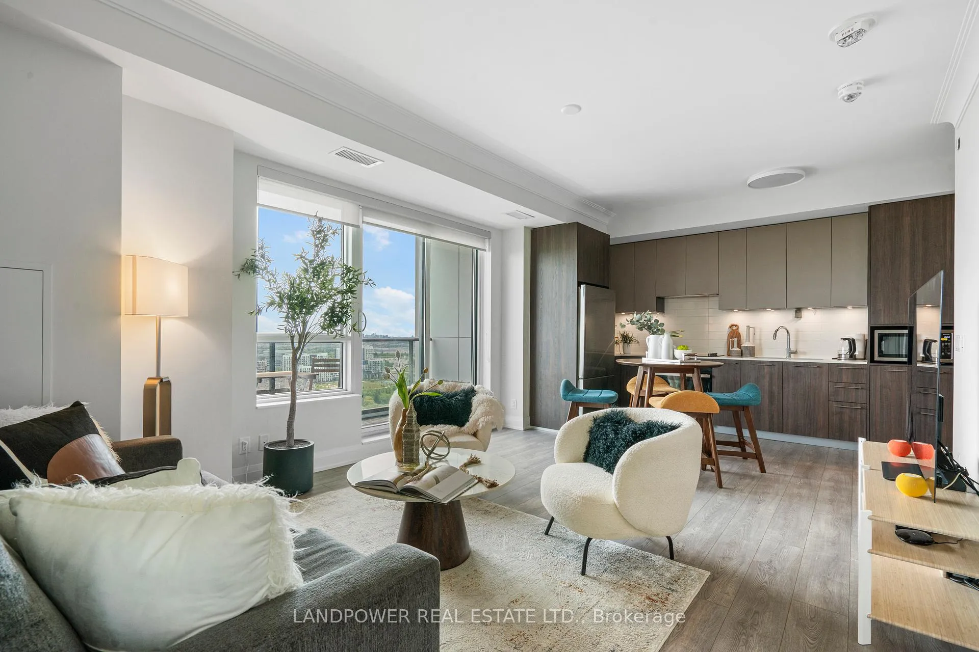 Photo 12 of Unit 2803, 18 Water Walk Drive, Markham, Unionville — HOMEH