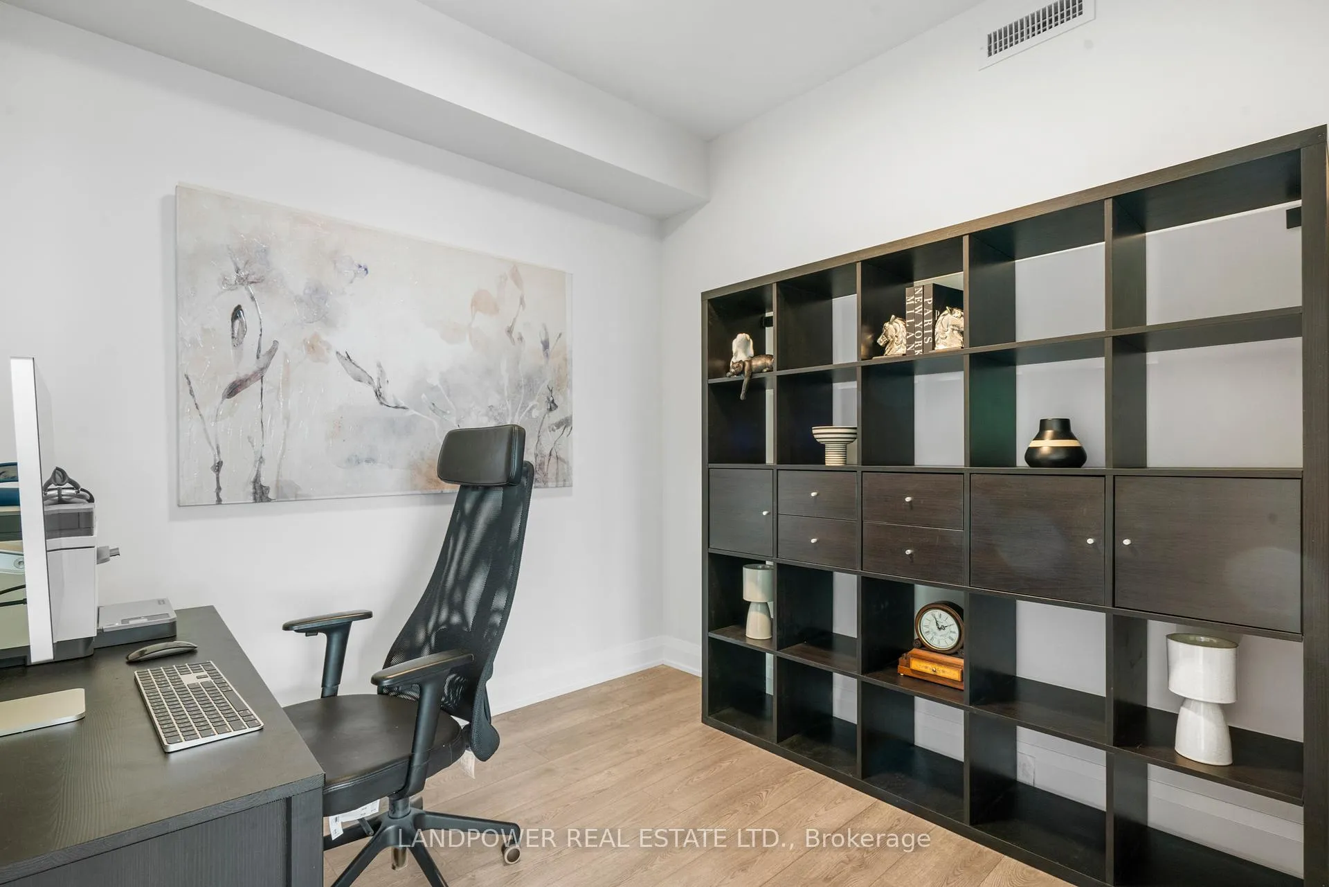 Photo 17 of Unit 2803, 18 Water Walk Drive, Markham, Unionville — HOMEH