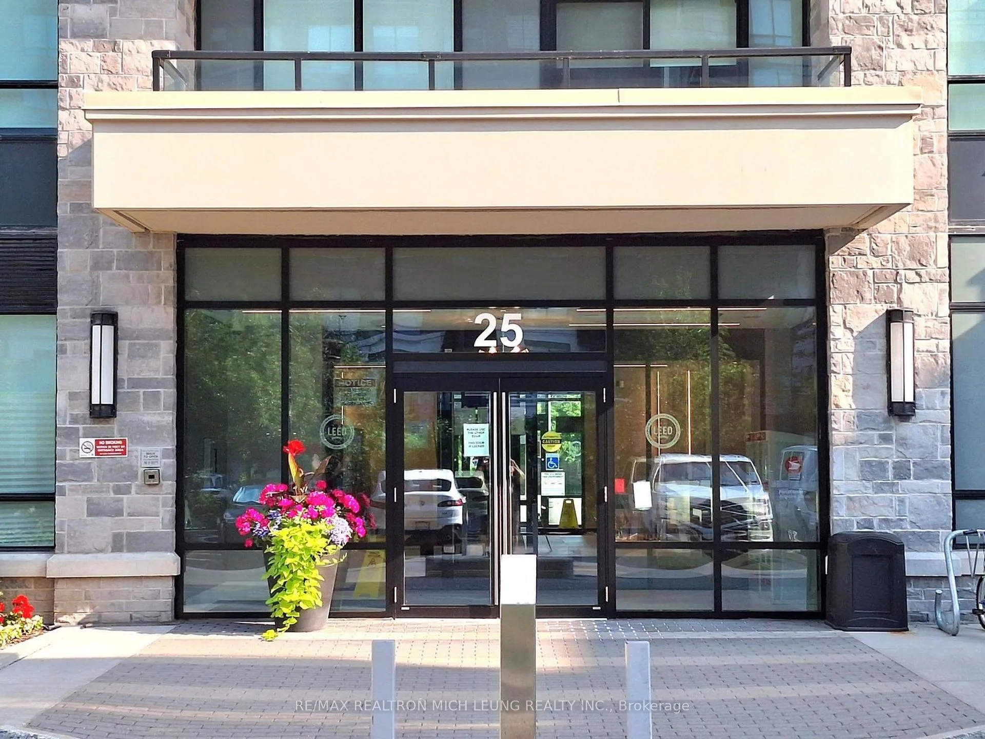 Photo 1 of Unit 728, 25 Water Walk Drive, Markham, Unionville — HOMEH