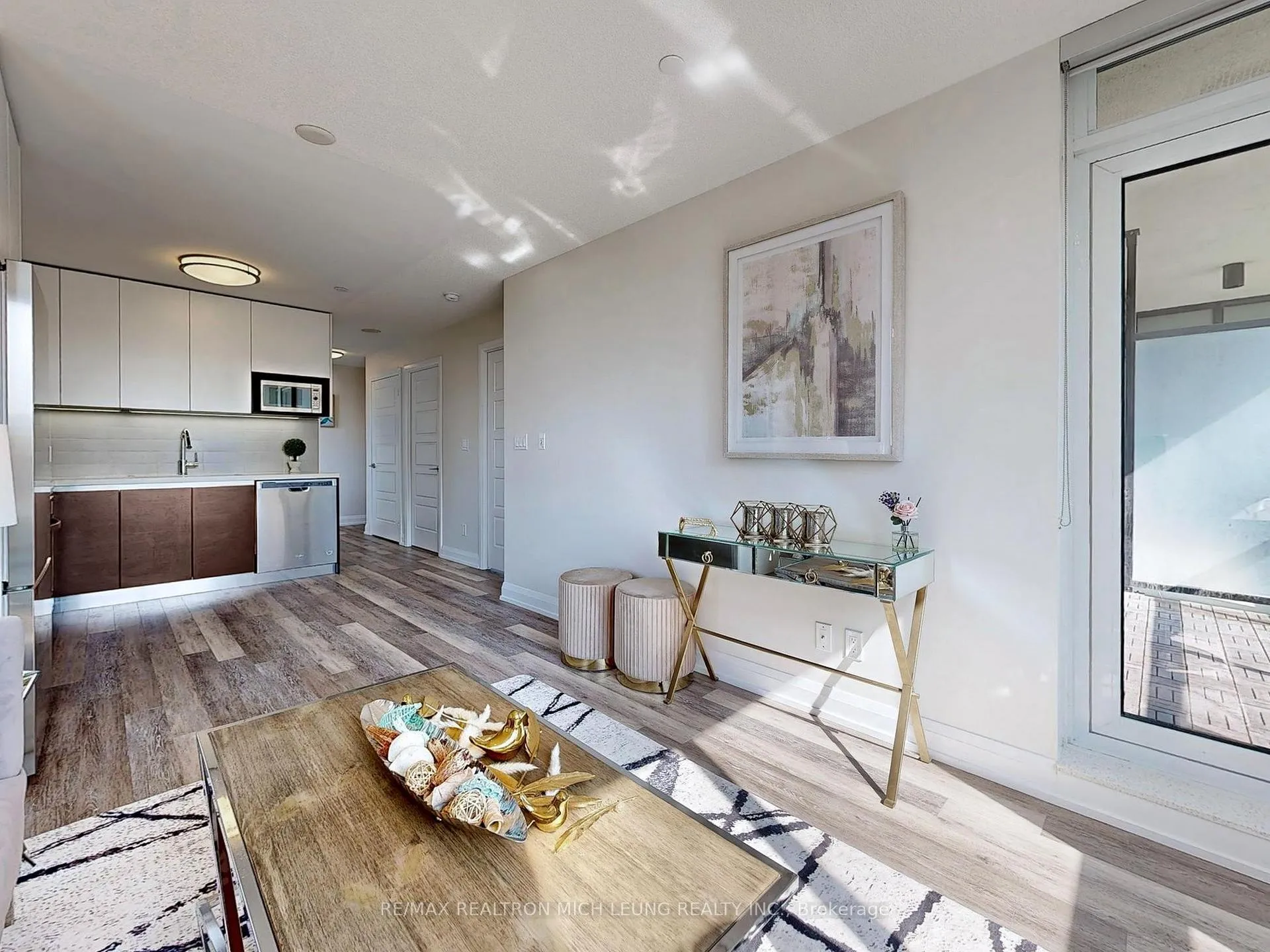 Photo 7 of Unit 728, 25 Water Walk Drive, Markham, Unionville — HOMEH