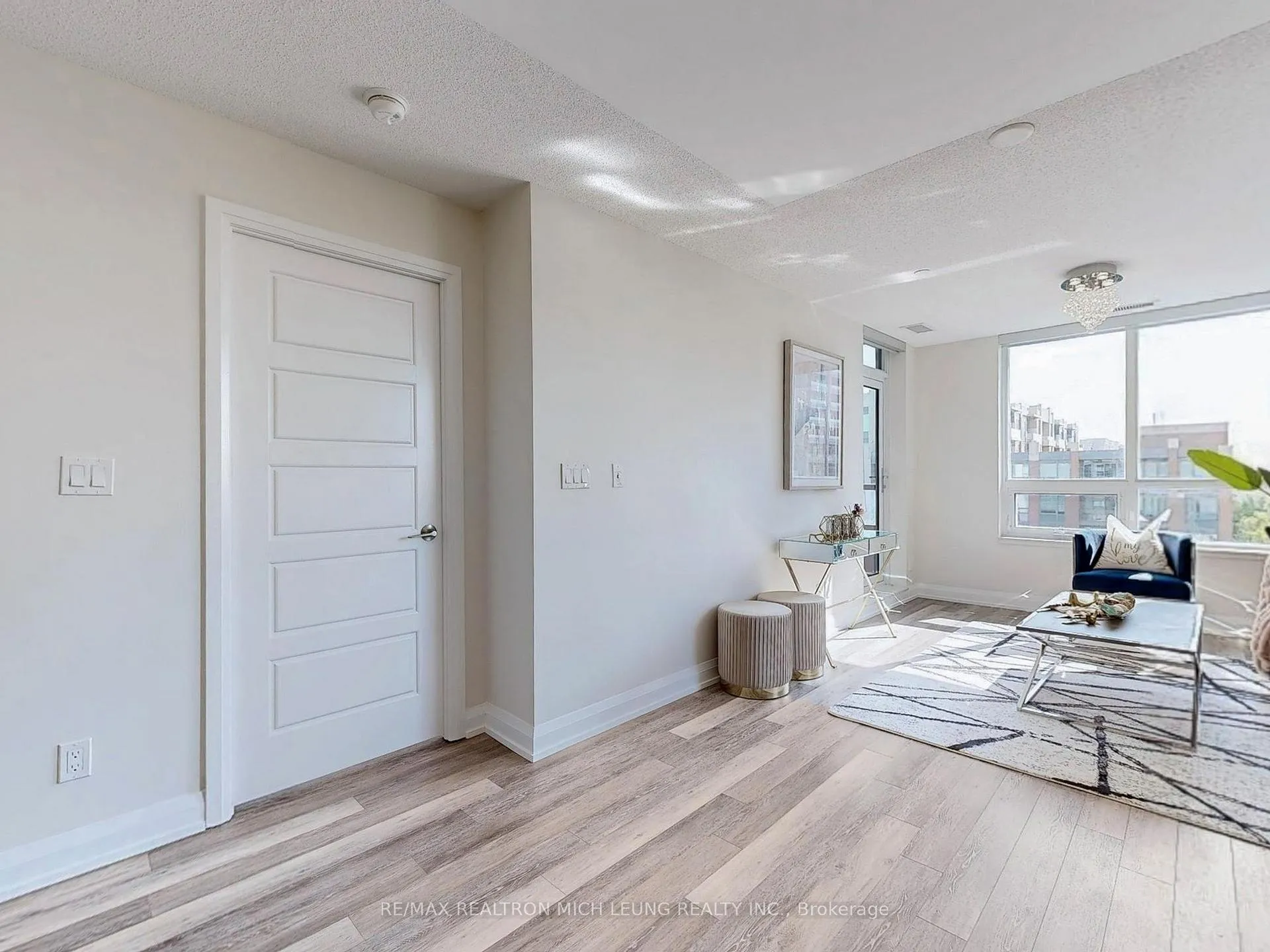 Photo 19 of Unit 728, 25 Water Walk Drive, Markham, Unionville — HOMEH