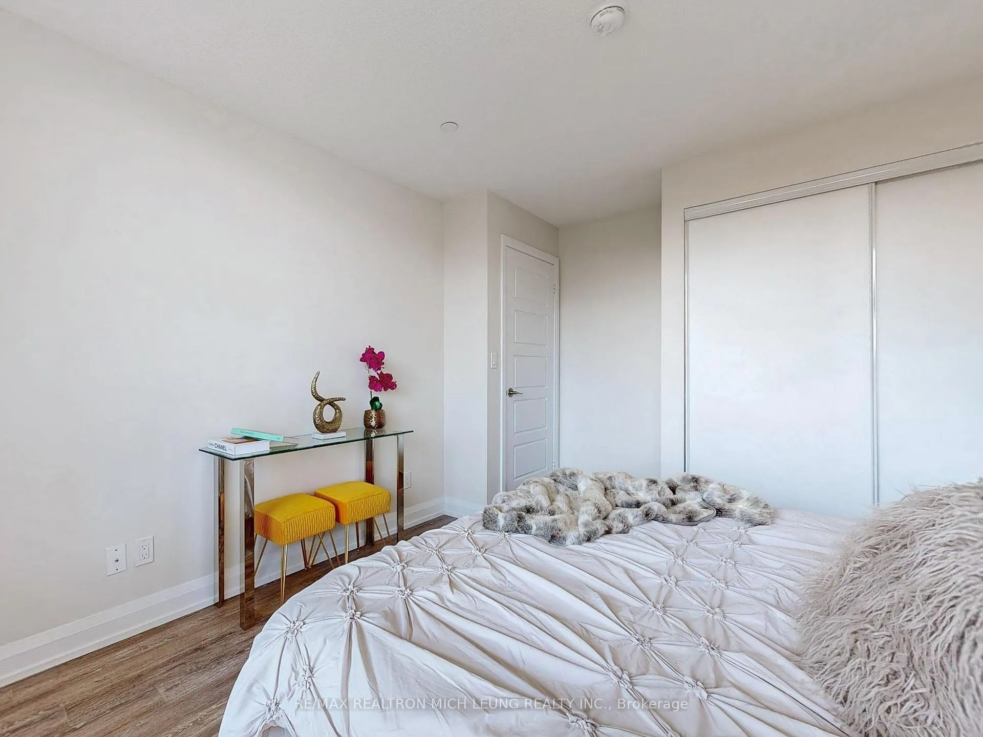 Photo 24 of Unit 728, 25 Water Walk Drive, Markham, Unionville — HOMEH