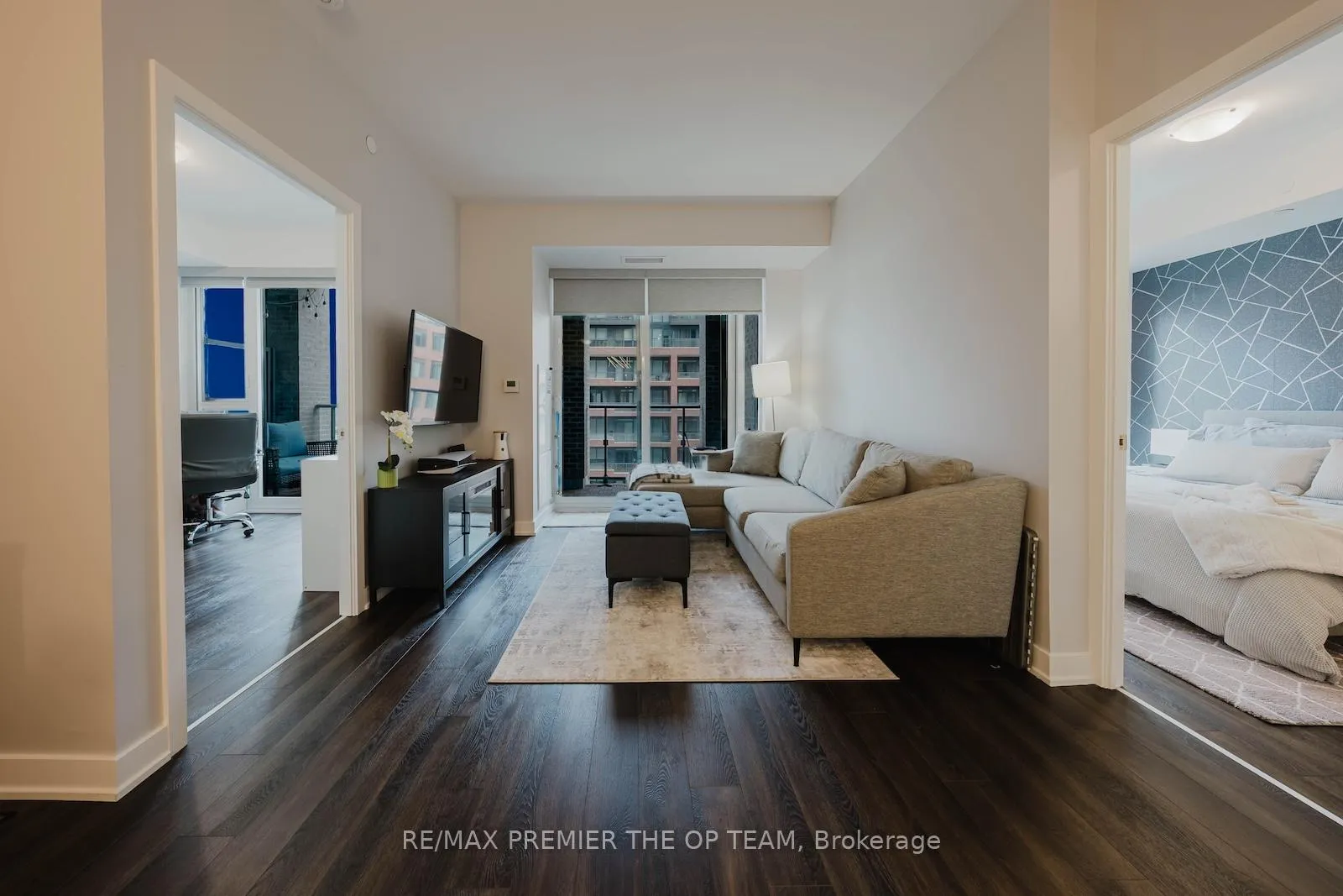 Photo 13 of Unit 707, 100 Eagle Rock Way, Vaughan, Maple — HOMEH