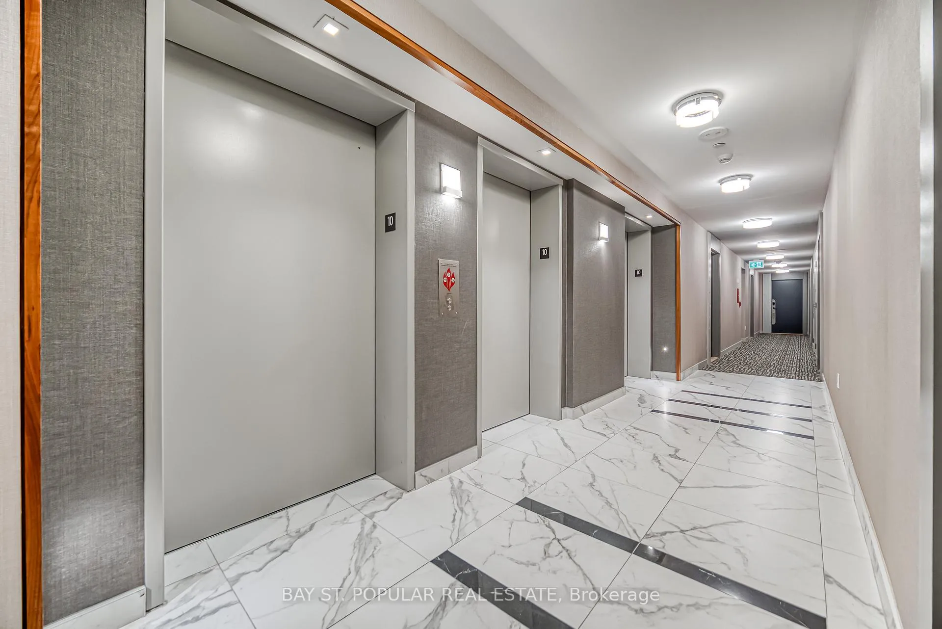 Photo 4 of Unit 1003, 95 Oneida Crescent, Richmond Hill, Langstaff — HOMEH