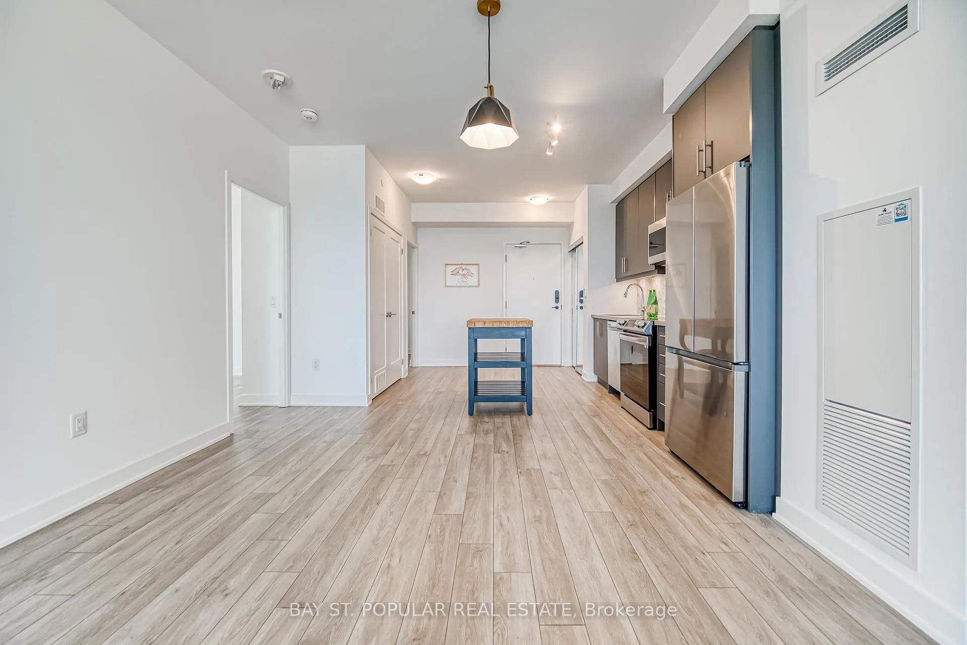 Photo 9 of Unit 1003, 95 Oneida Crescent, Richmond Hill, Langstaff — HOMEH