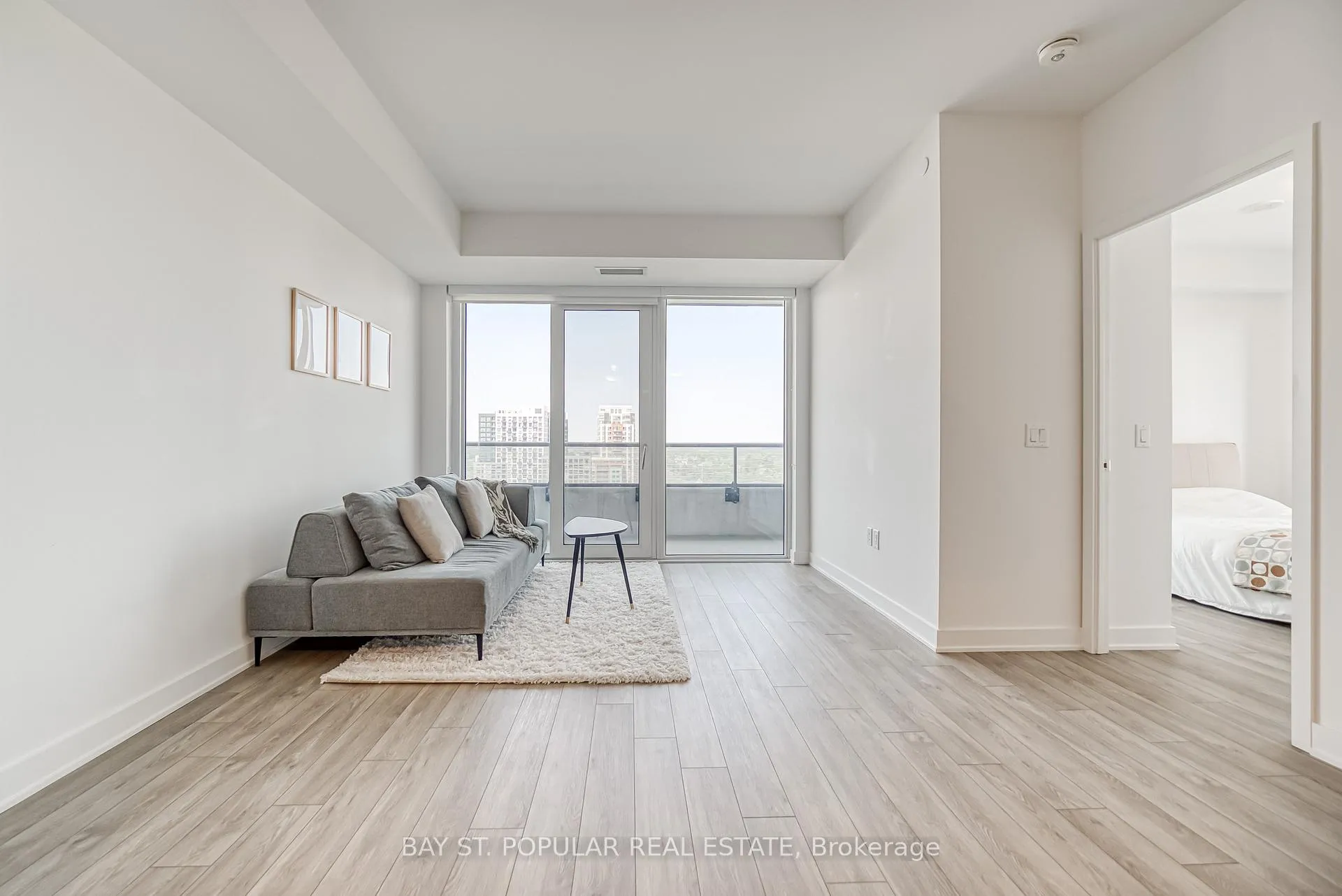 Photo 18 of Unit 1003, 95 Oneida Crescent, Richmond Hill, Langstaff — HOMEH