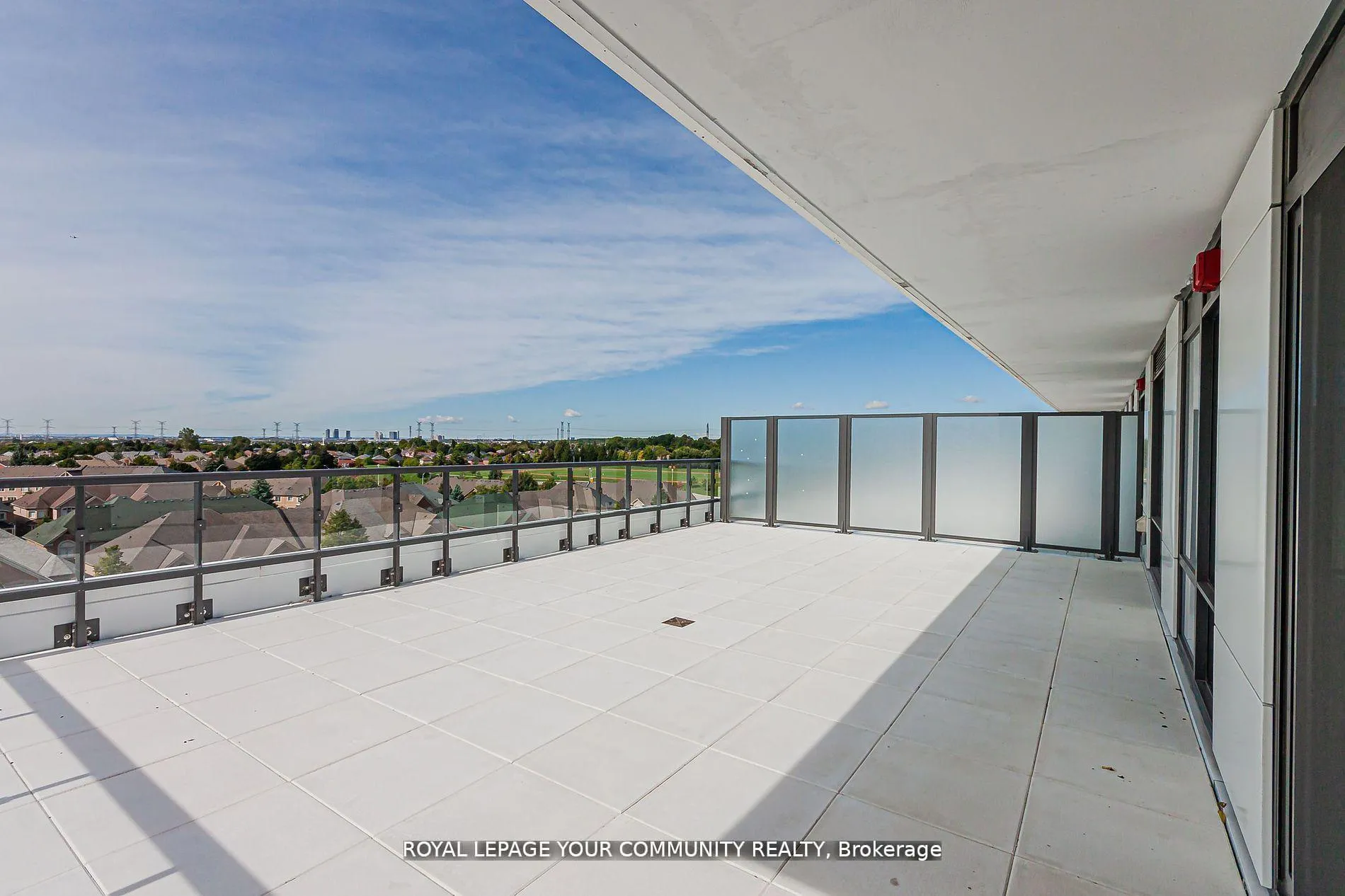 Photo 7 of Unit C711, 8 Beverley Glen Boulevard, Vaughan, Beverley Glen — HOMEH
