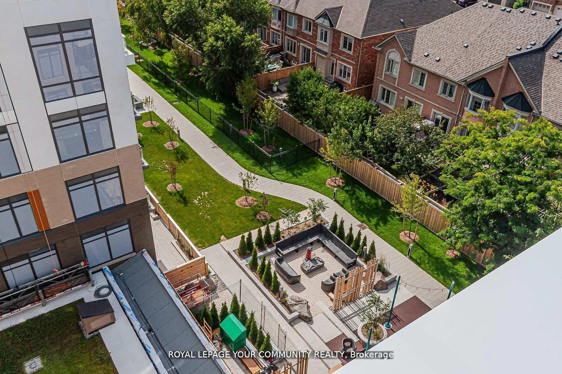 Photo 37 of Unit C711, 8 Beverley Glen Boulevard, Vaughan, Beverley Glen — HOMEH