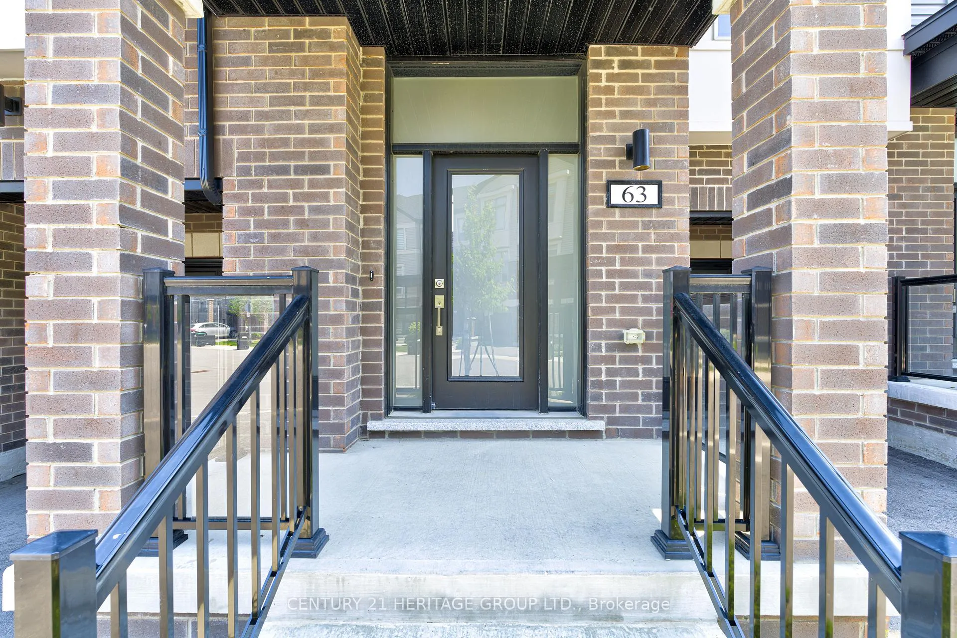 Photo 3 of 63 Totten Trail, New Tecumseth, Tottenham — HOMEH