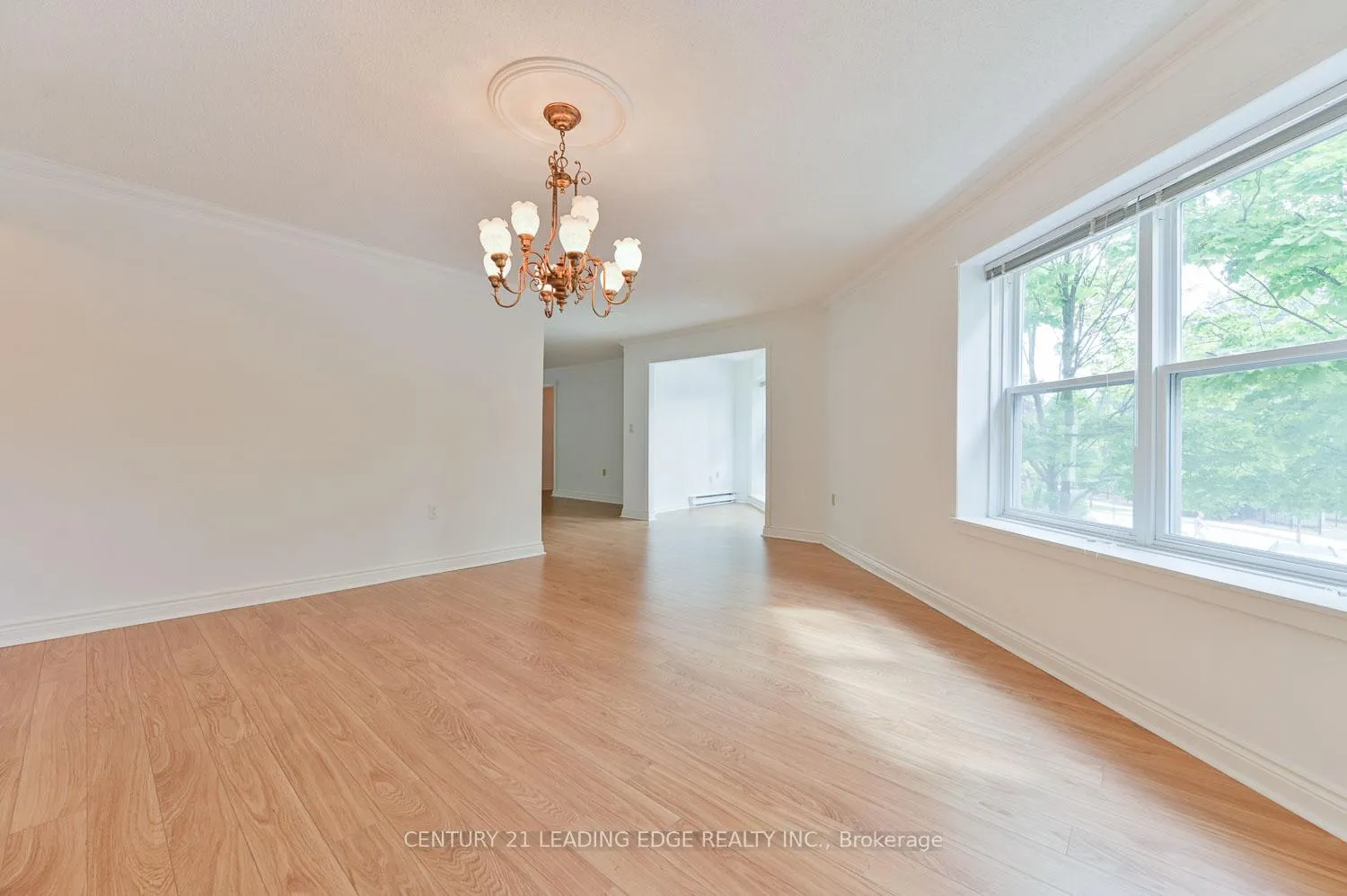 Photo 6 of Unit 201, 100 Anna Russell Way, Markham, Unionville — HOMEH