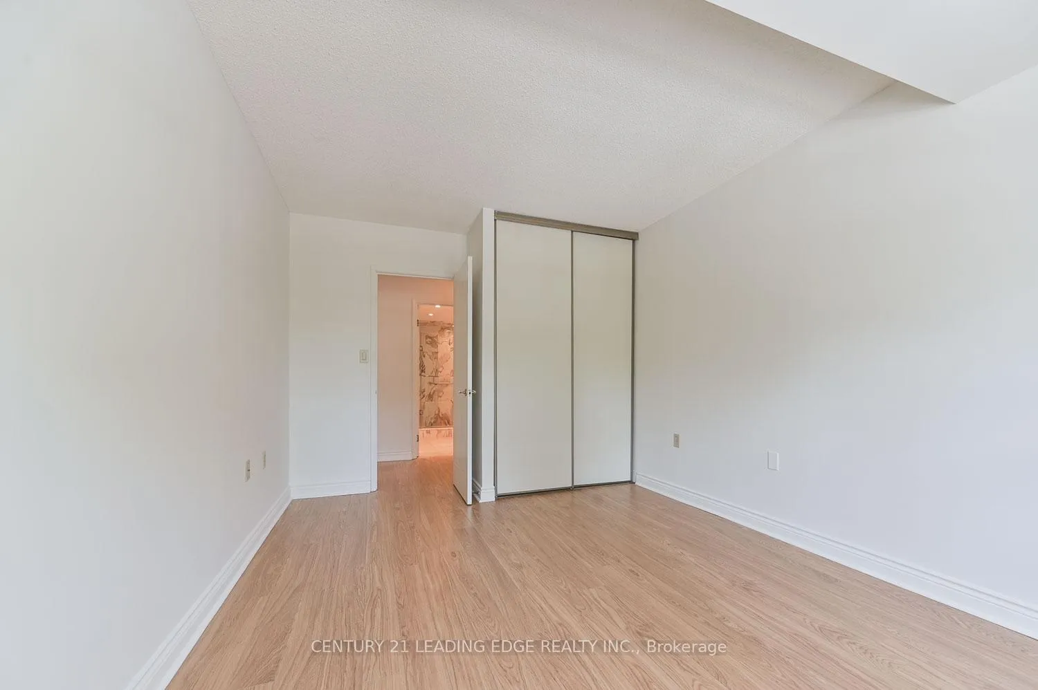 Photo 24 of Unit 201, 100 Anna Russell Way, Markham, Unionville — HOMEH