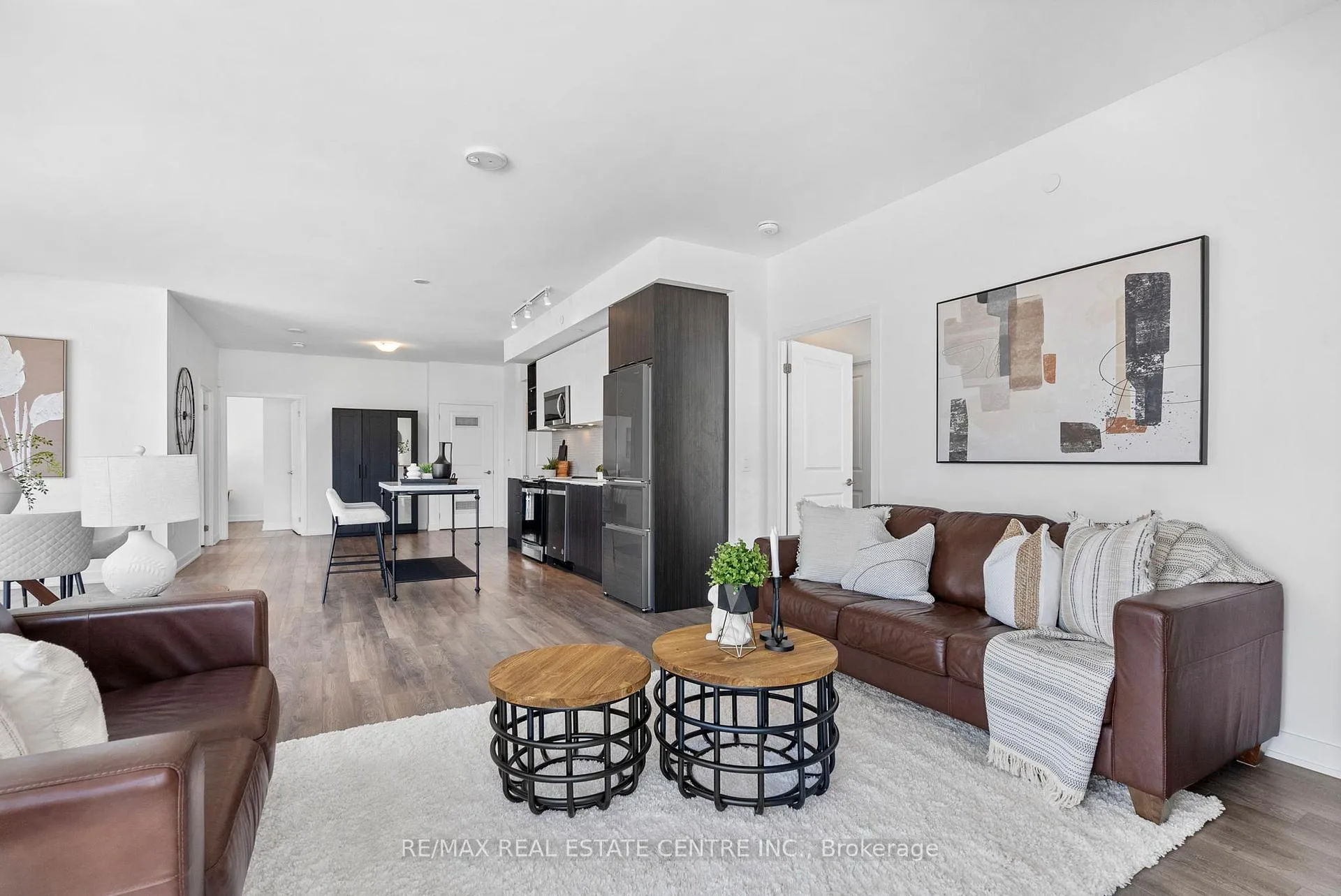 Photo 15 of Unit 1005, 100 Eagle Rock Way, Vaughan, Maple — HOMEH
