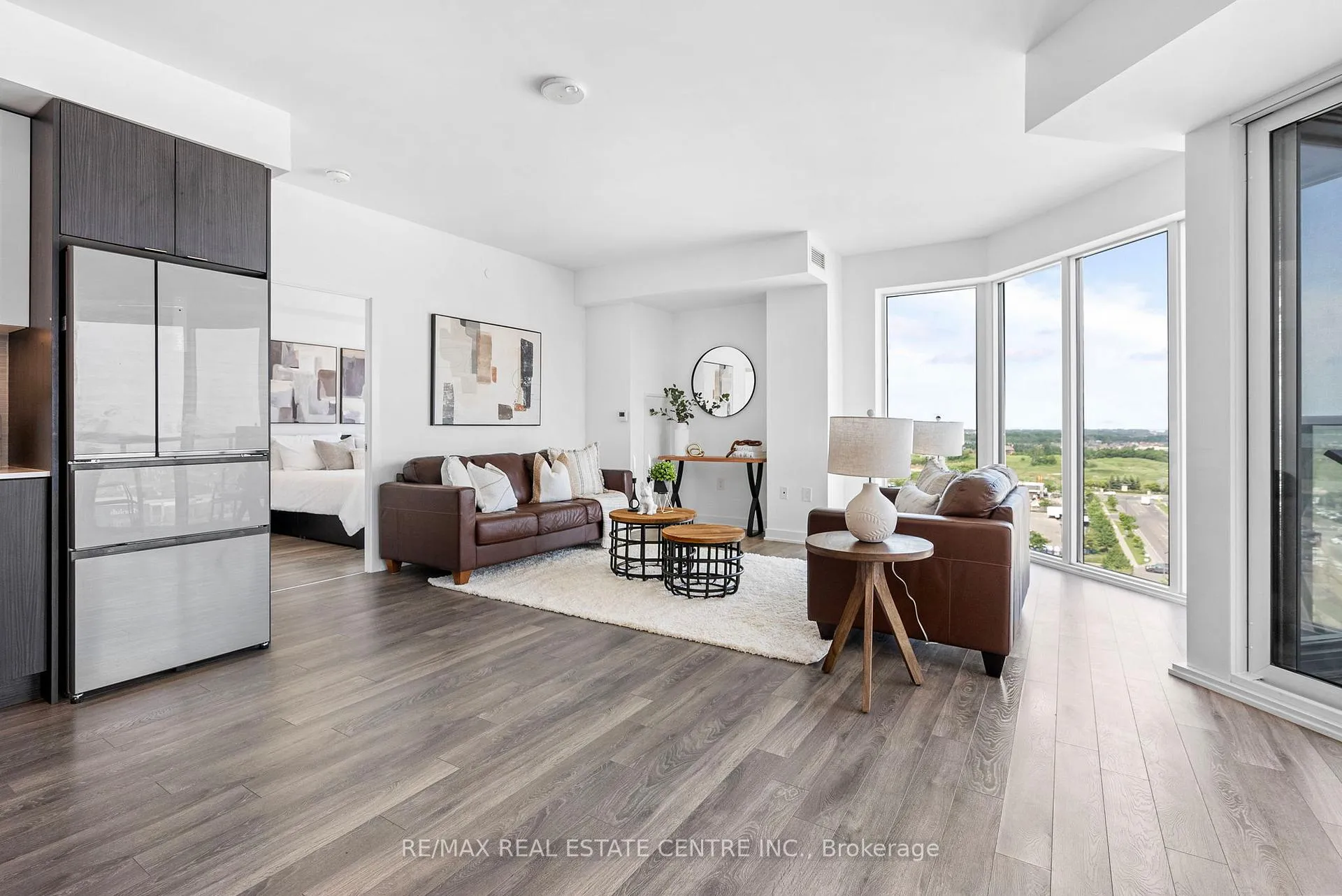 Photo 16 of Unit 1005, 100 Eagle Rock Way, Vaughan, Maple — HOMEH