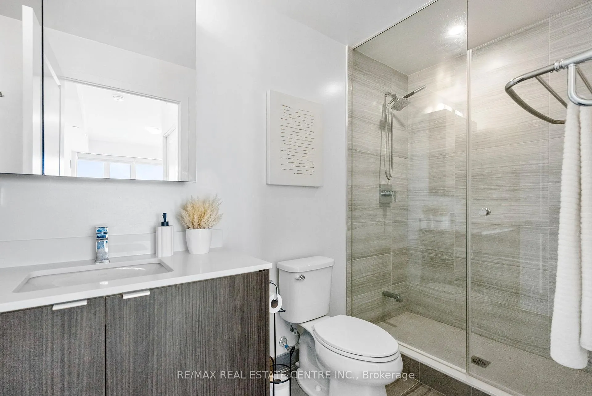 Photo 26 of Unit 1005, 100 Eagle Rock Way, Vaughan, Maple — HOMEH