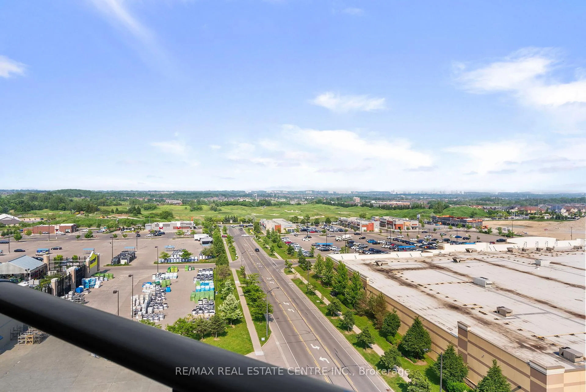 Photo 32 of Unit 1005, 100 Eagle Rock Way, Vaughan, Maple — HOMEH