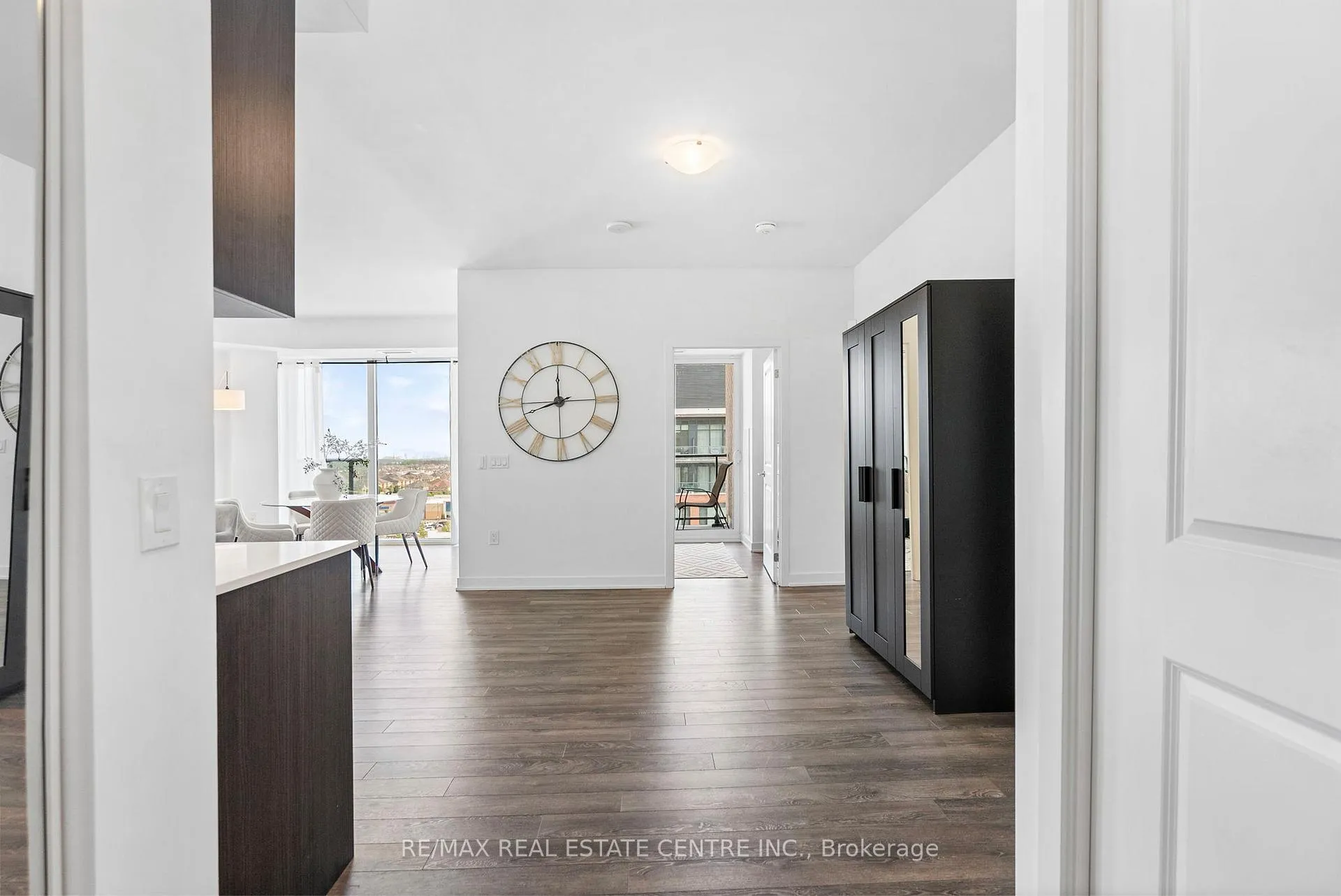 Photo 45 of Unit 1005, 100 Eagle Rock Way, Vaughan, Maple — HOMEH
