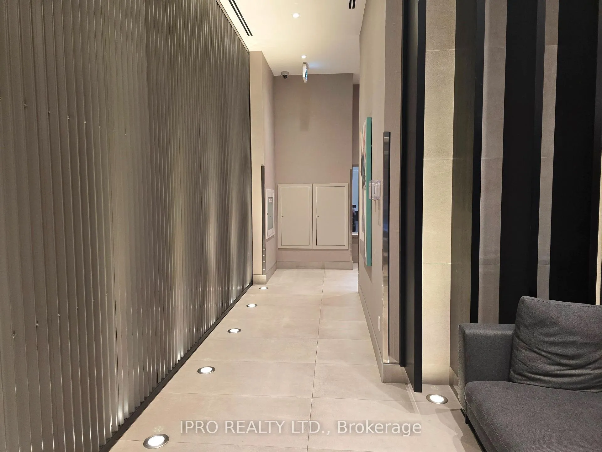 Photo 5 of Unit 1108, 212 King William Street, Hamilton, Beasley — HOMEH
