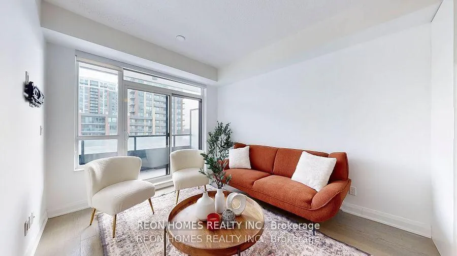 Photo 10 of Unit 507, 15 Water Walk Drive, Markham, Unionville — HOMEH