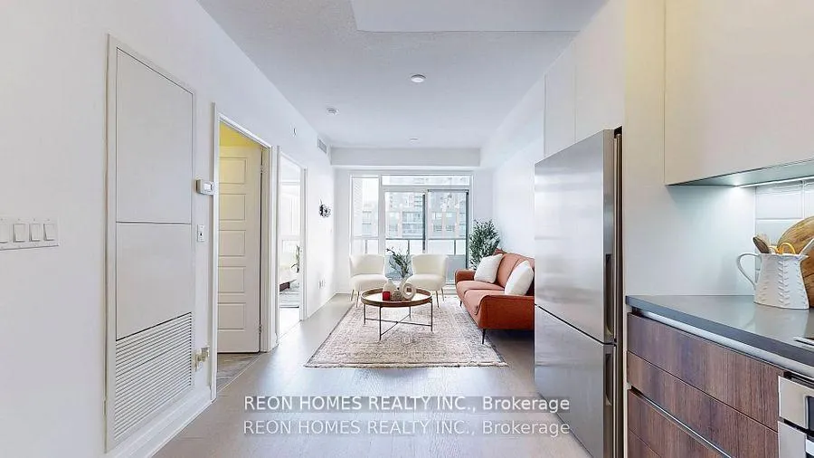 Photo 13 of Unit 507, 15 Water Walk Drive, Markham, Unionville — HOMEH