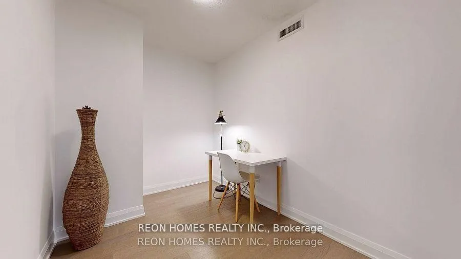 Photo 27 of Unit 507, 15 Water Walk Drive, Markham, Unionville — HOMEH