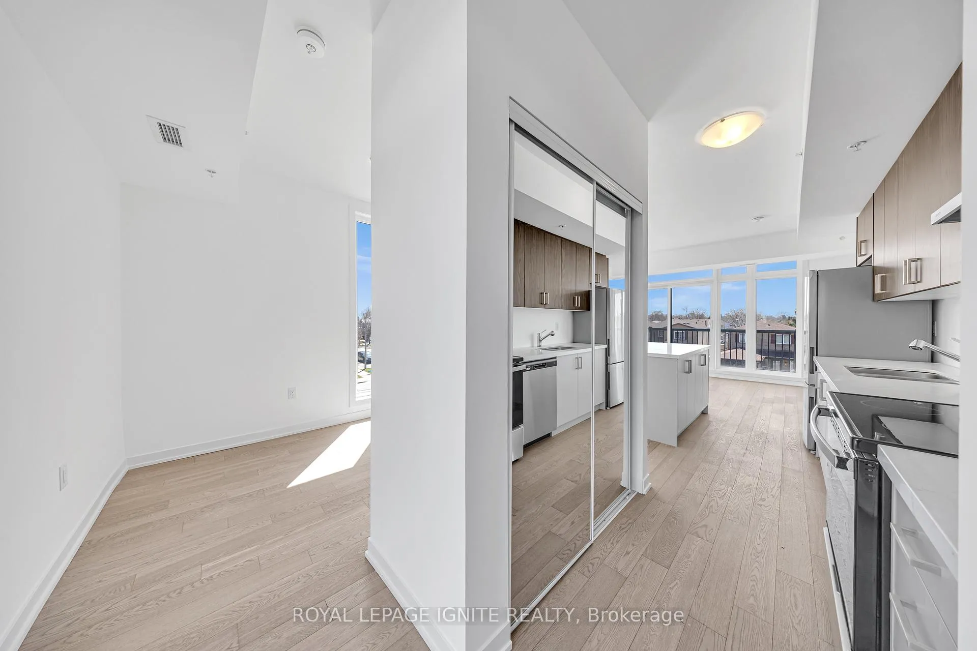 Front of Unit 2, 188 Angus Drive