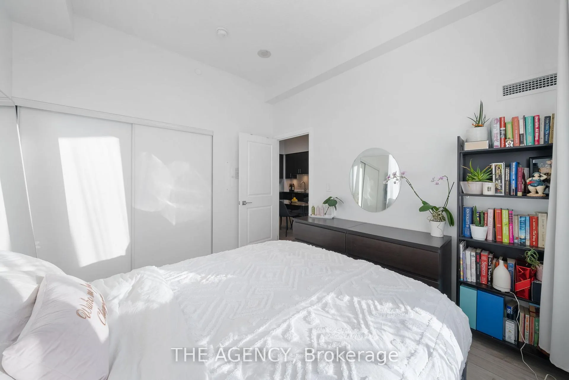 Photo 15 of Unit 301, 3600 Highway 7, Vaughan, Vaughan Corporate Centre — HOMEH
