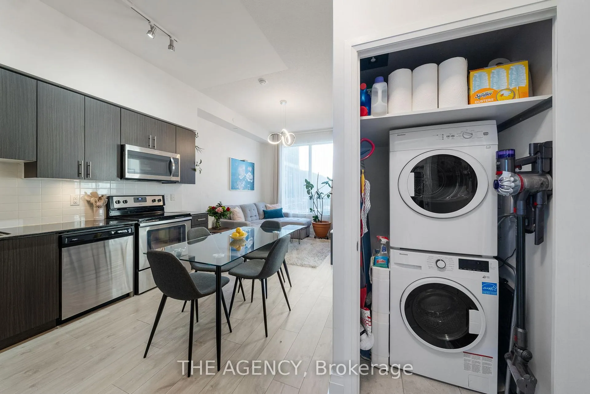 Photo 19 of Unit 301, 3600 Highway 7, Vaughan, Vaughan Corporate Centre — HOMEH