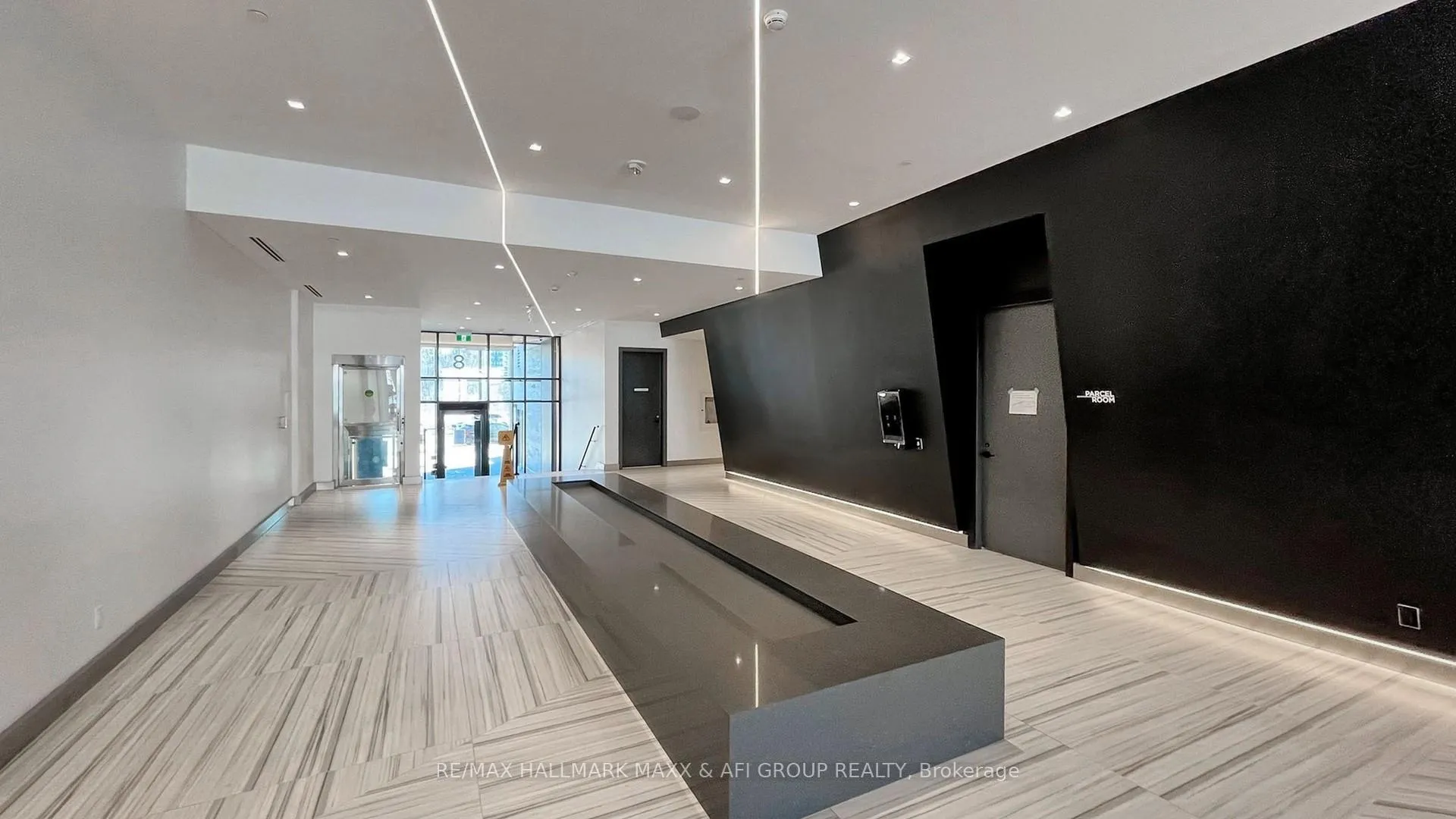Photo 4 of Unit 2209, 8 Water Walk Drive, Markham, Unionville — HOMEH