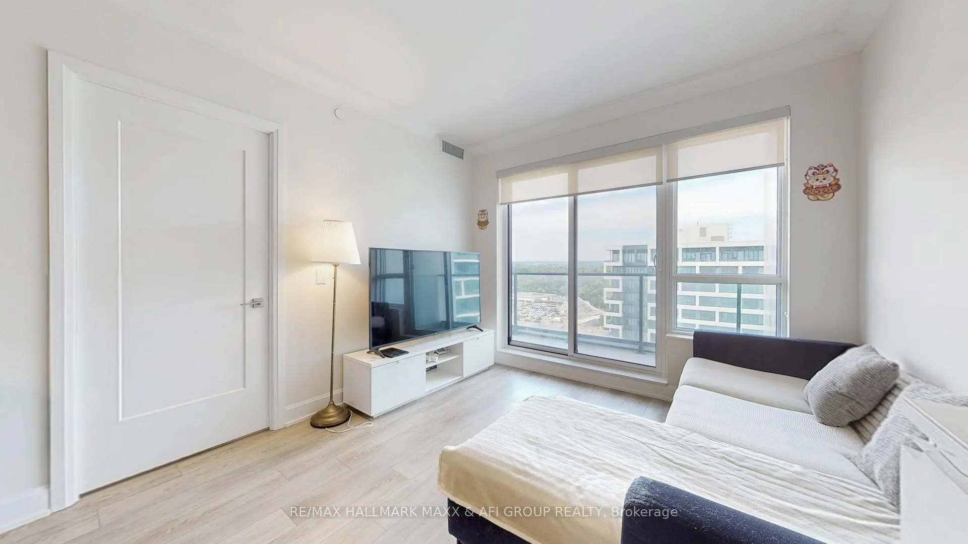 Photo 9 of Unit 2209, 8 Water Walk Drive, Markham, Unionville — HOMEH