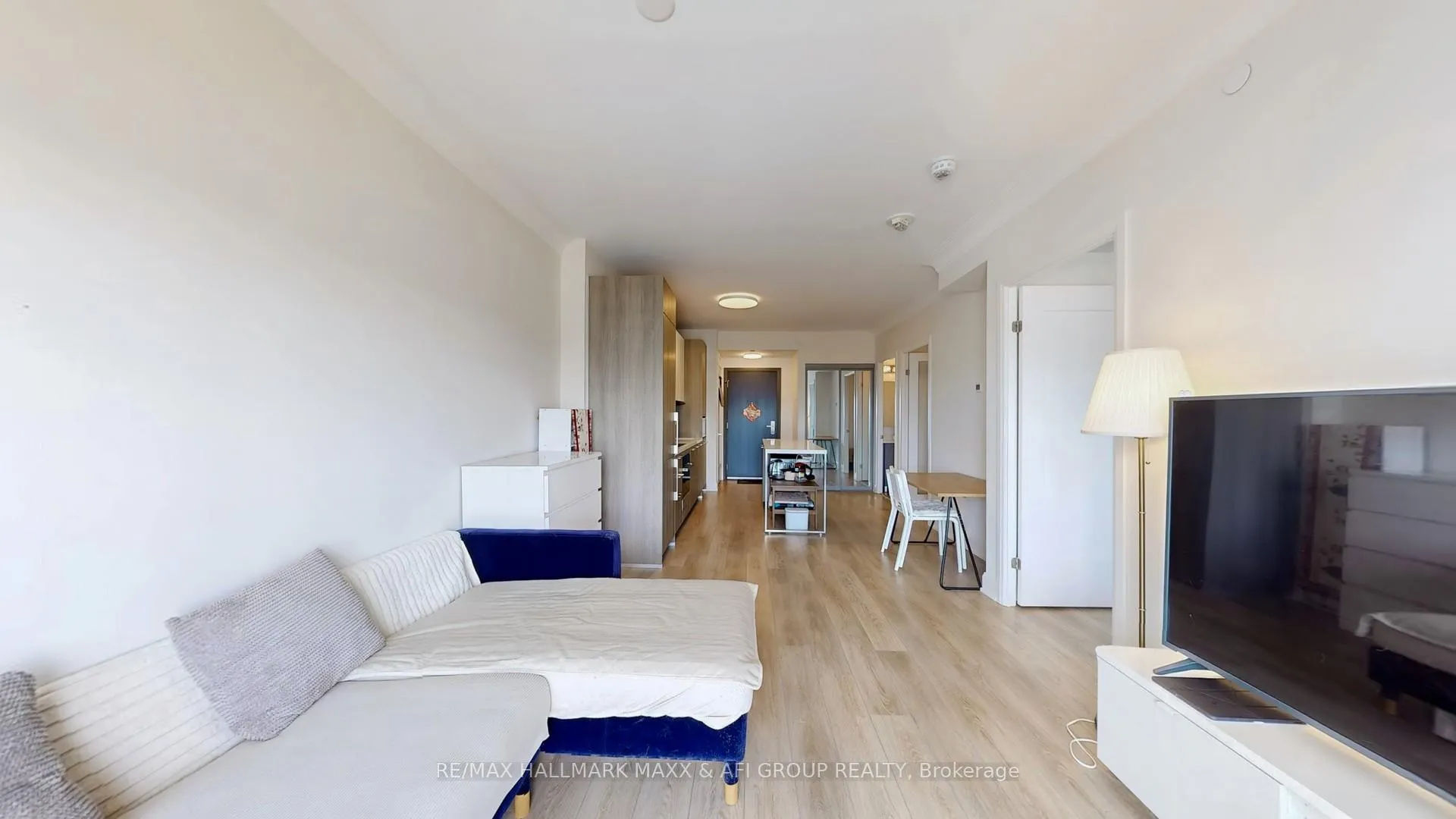 Photo 10 of Unit 2209, 8 Water Walk Drive, Markham, Unionville — HOMEH