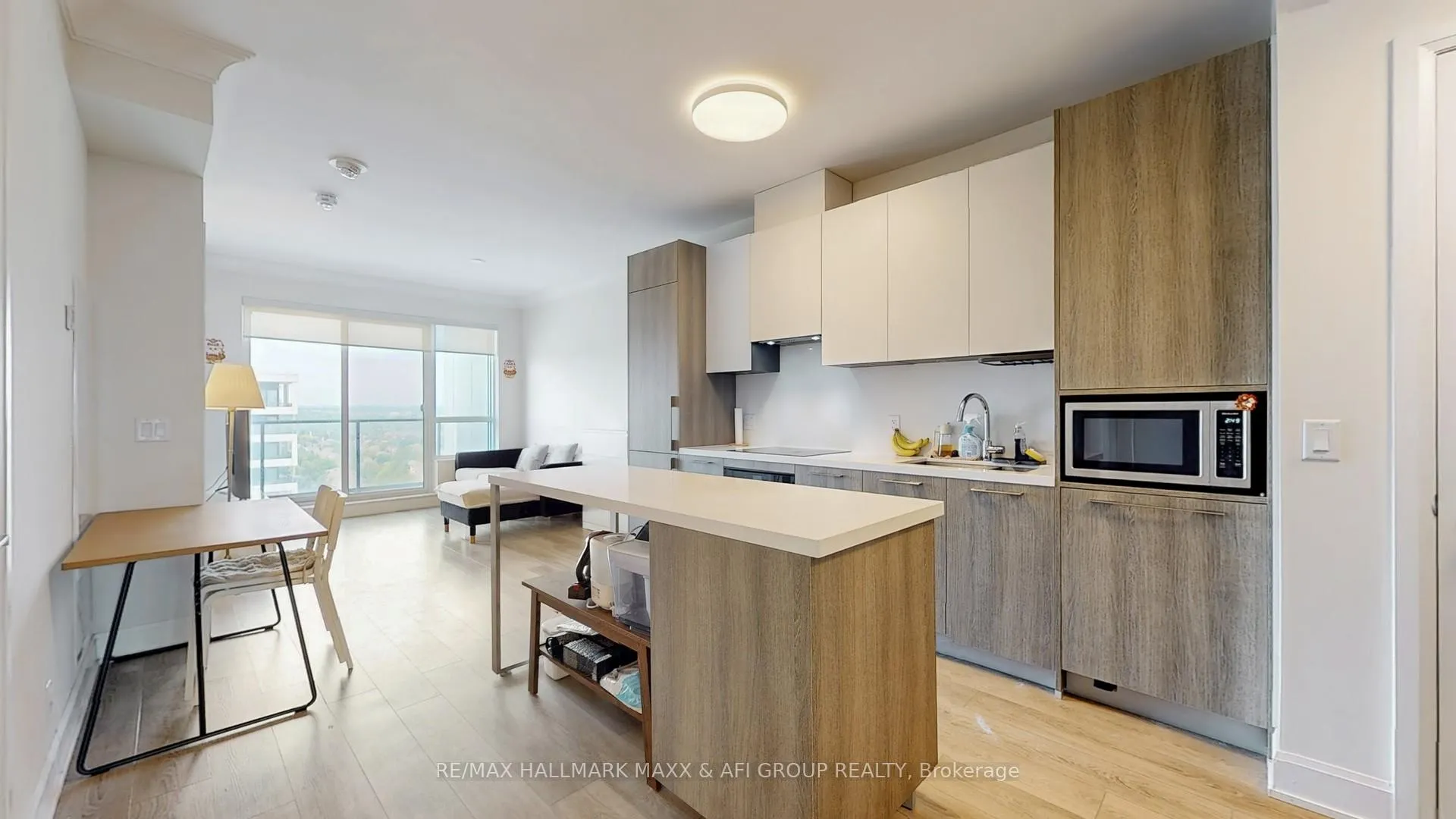 Photo 12 of Unit 2209, 8 Water Walk Drive, Markham, Unionville — HOMEH