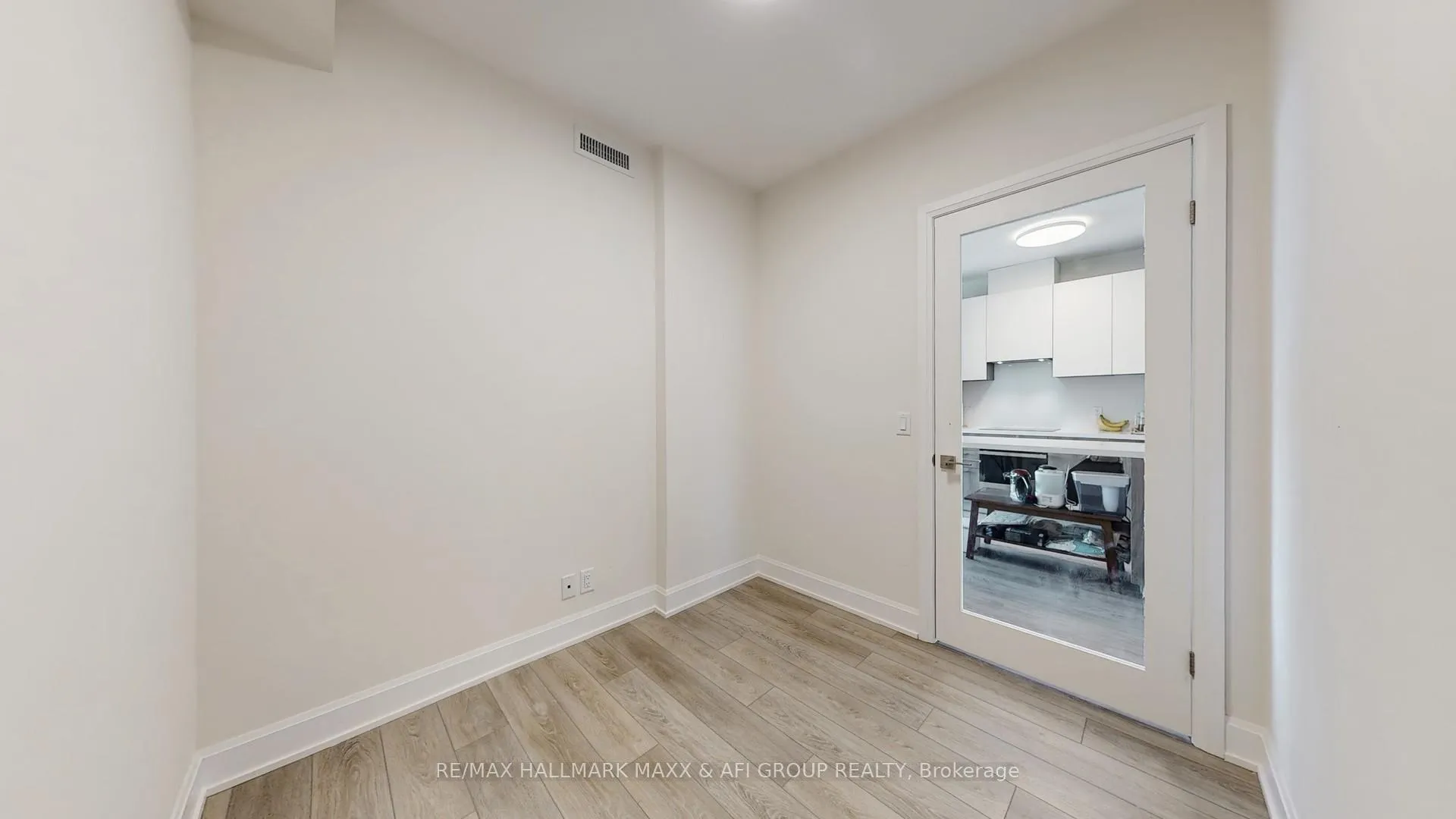 Photo 22 of Unit 2209, 8 Water Walk Drive, Markham, Unionville — HOMEH