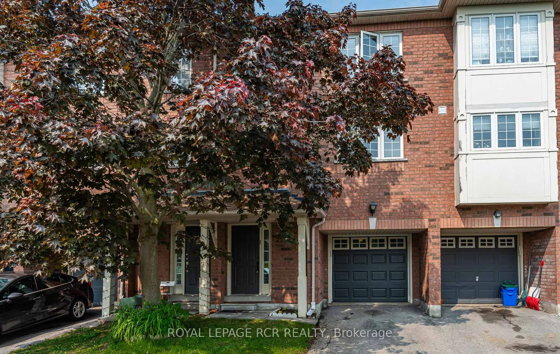 Front of 22 Sandlewood Court