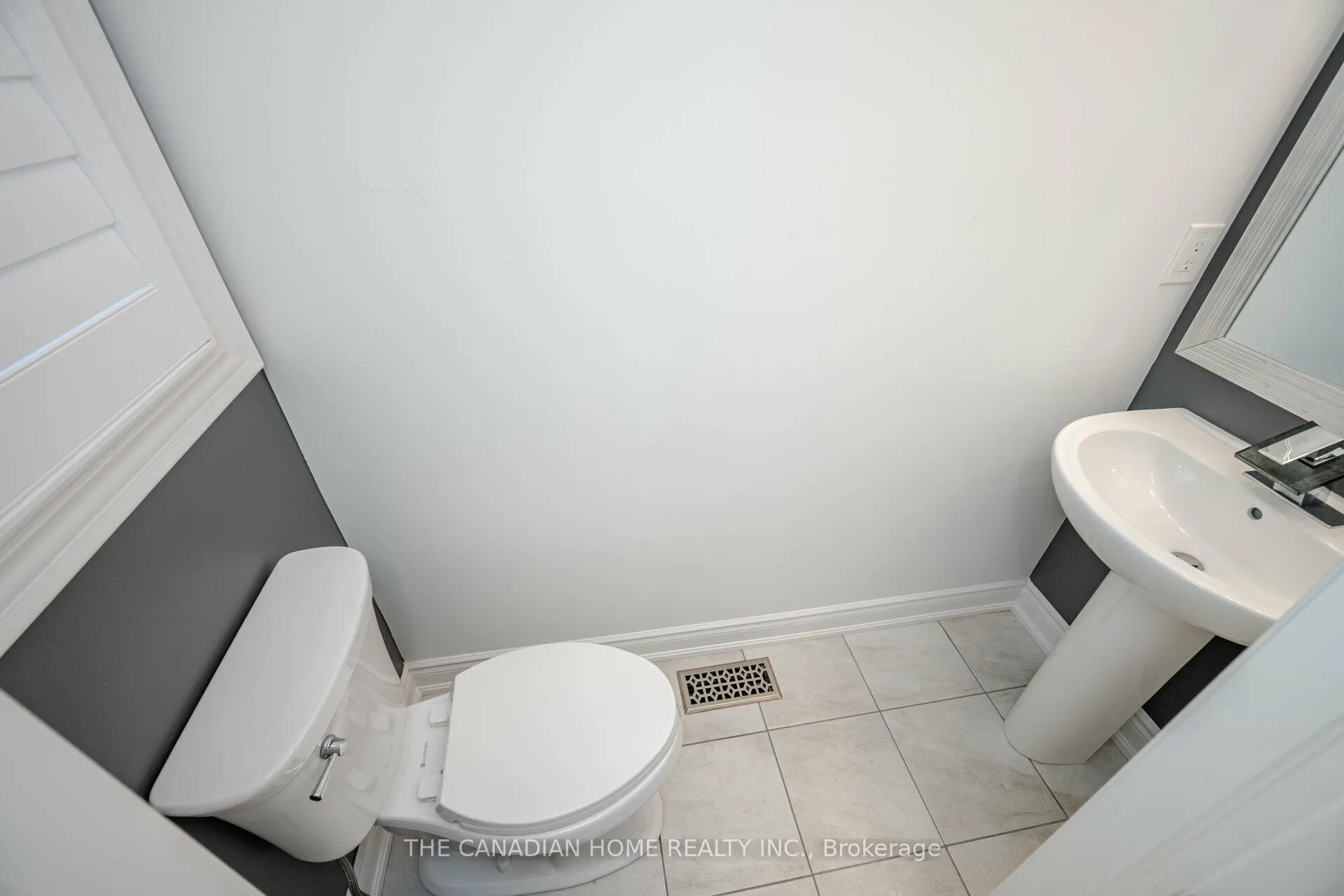 Photo 22 of Unit Upper, 117 Lyle Drive, Clarington, Bowmanville — HOMEH