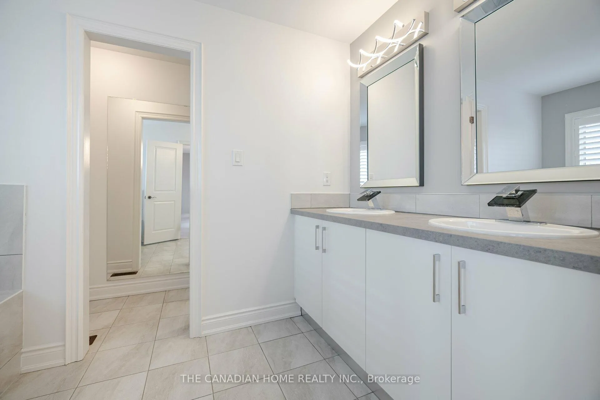 Photo 27 of Unit Upper, 117 Lyle Drive, Clarington, Bowmanville — HOMEH