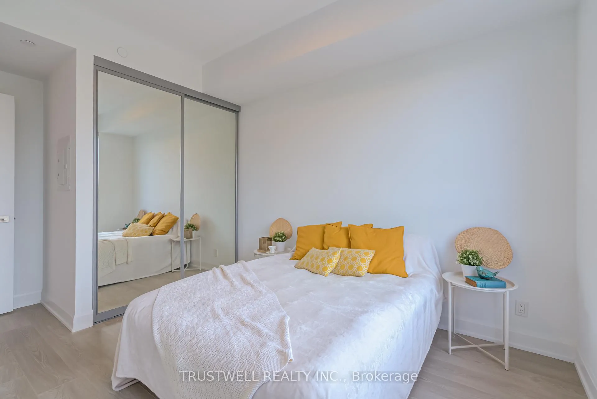 Photo 17 of Unit 315, 38 Water Walk Drive, Markham, Unionville — HOMEH