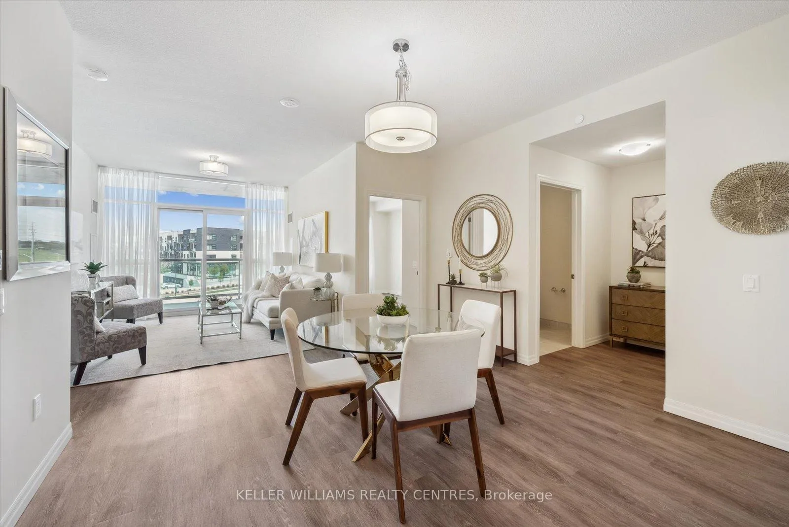 Photo 4 of Unit 502, 460 William Graham Drive, Aurora, Rural Aurora — HOMEH