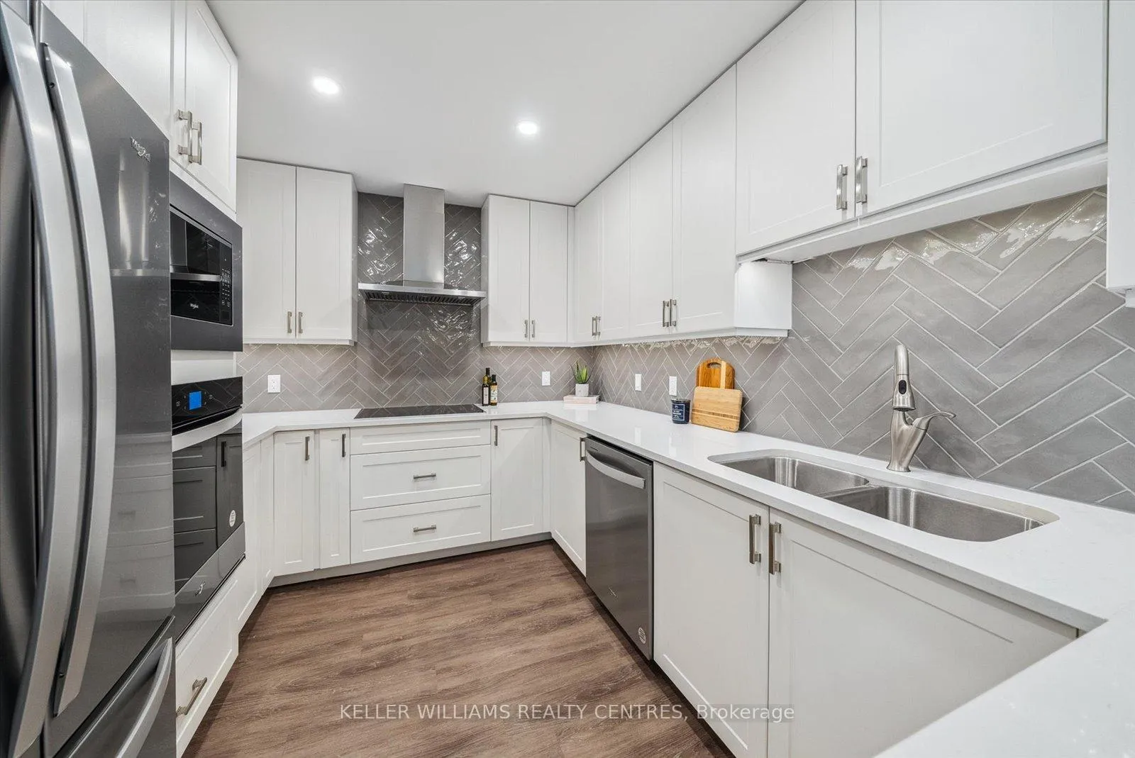 Photo 8 of Unit 502, 460 William Graham Drive, Aurora, Rural Aurora — HOMEH