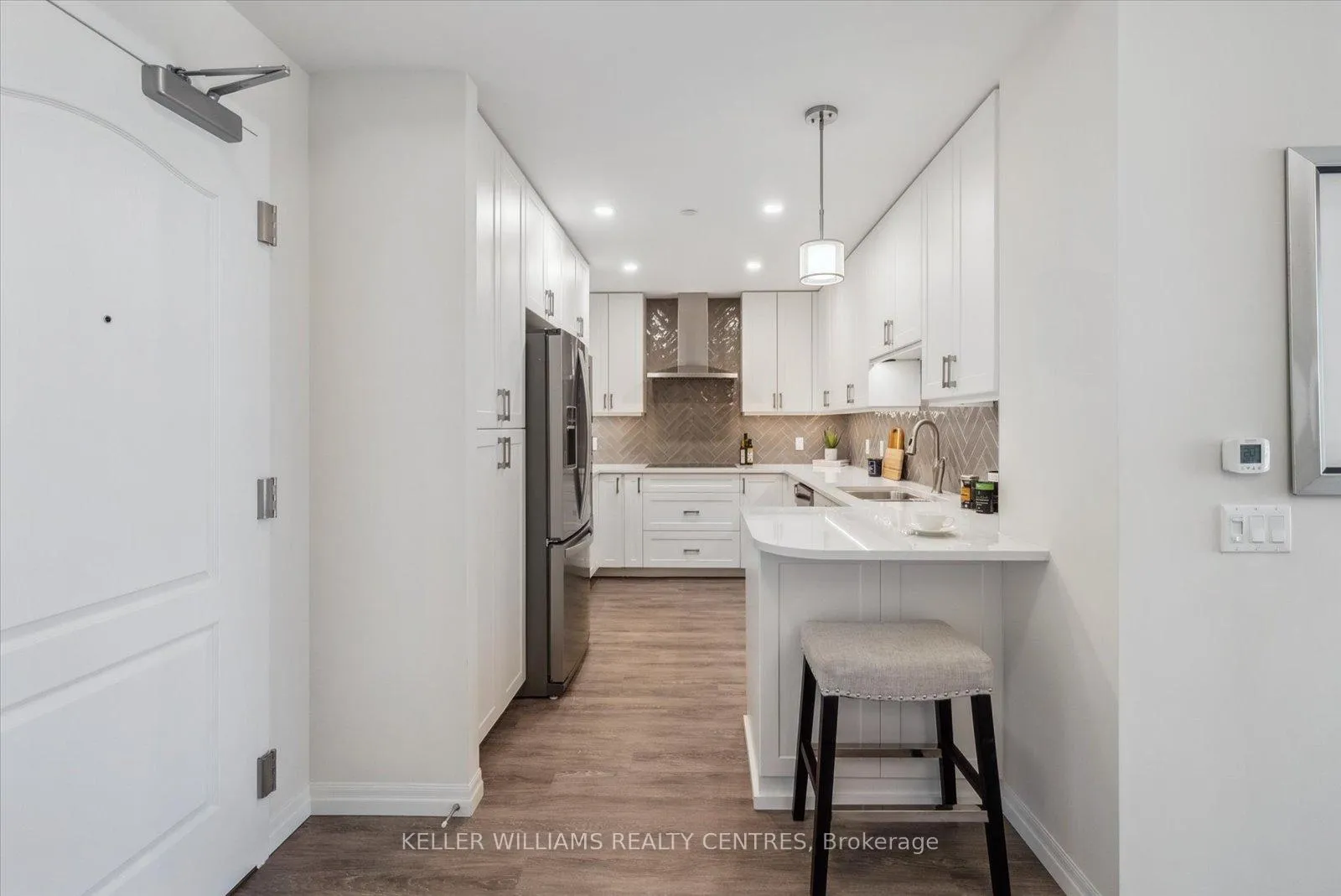 Photo 11 of Unit 502, 460 William Graham Drive, Aurora, Rural Aurora — HOMEH
