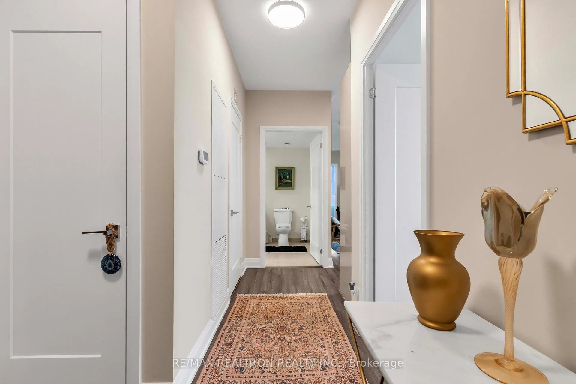 Photo 8 of Unit 3903, 18 water walk Drive, Markham, Unionville — HOMEH