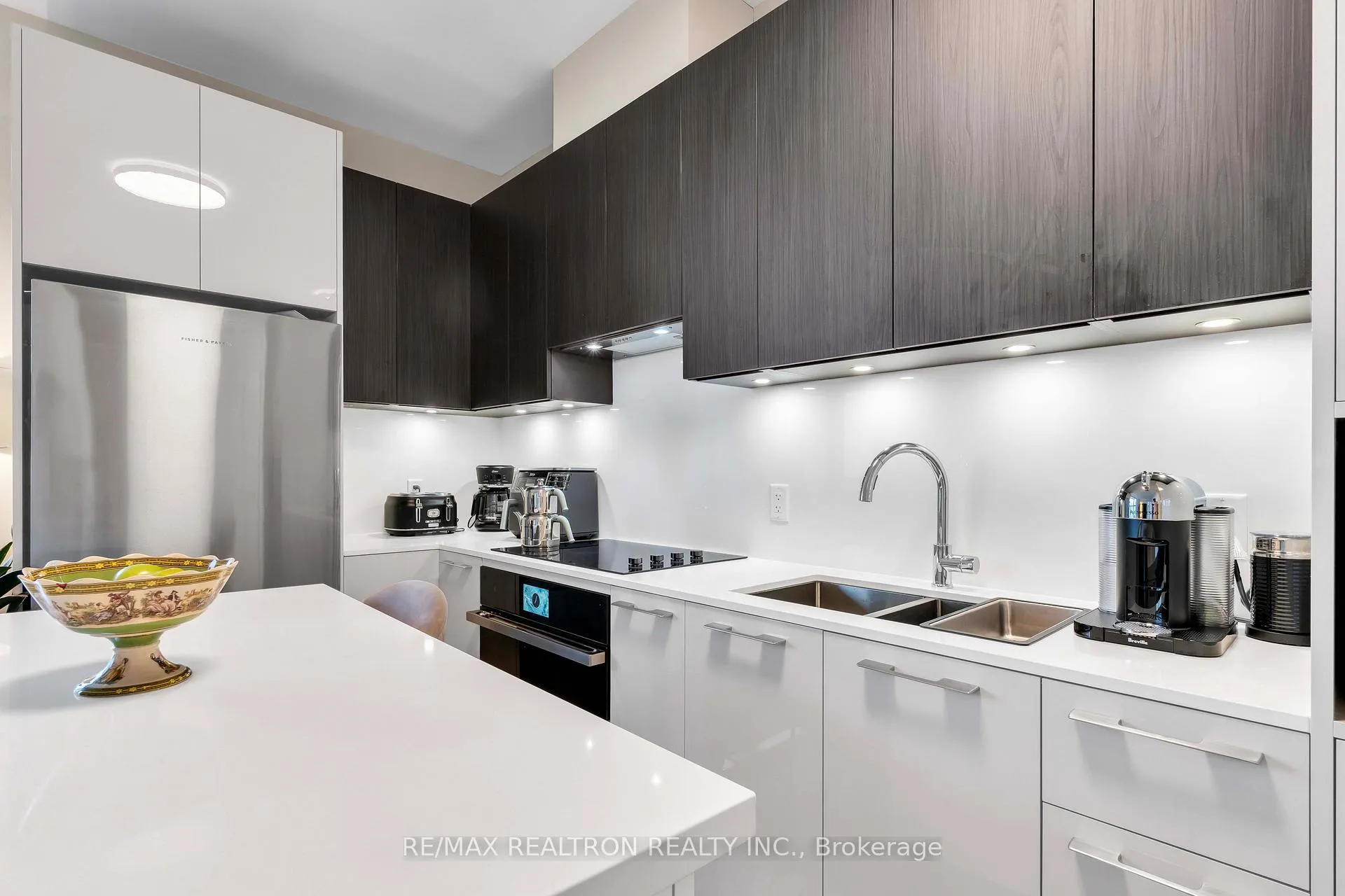 Photo 18 of Unit 3903, 18 water walk Drive, Markham, Unionville — HOMEH