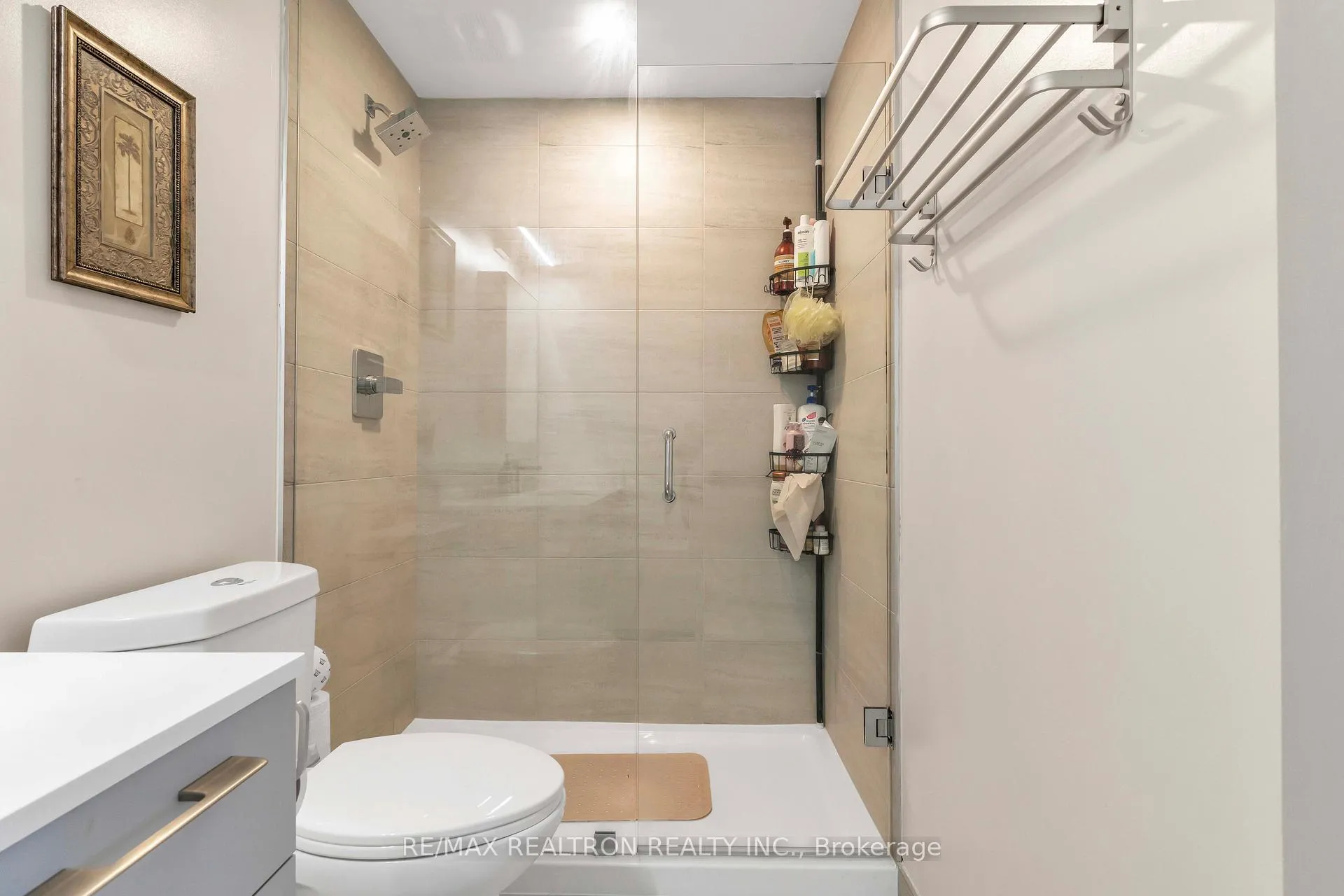 Photo 28 of Unit 3903, 18 water walk Drive, Markham, Unionville — HOMEH