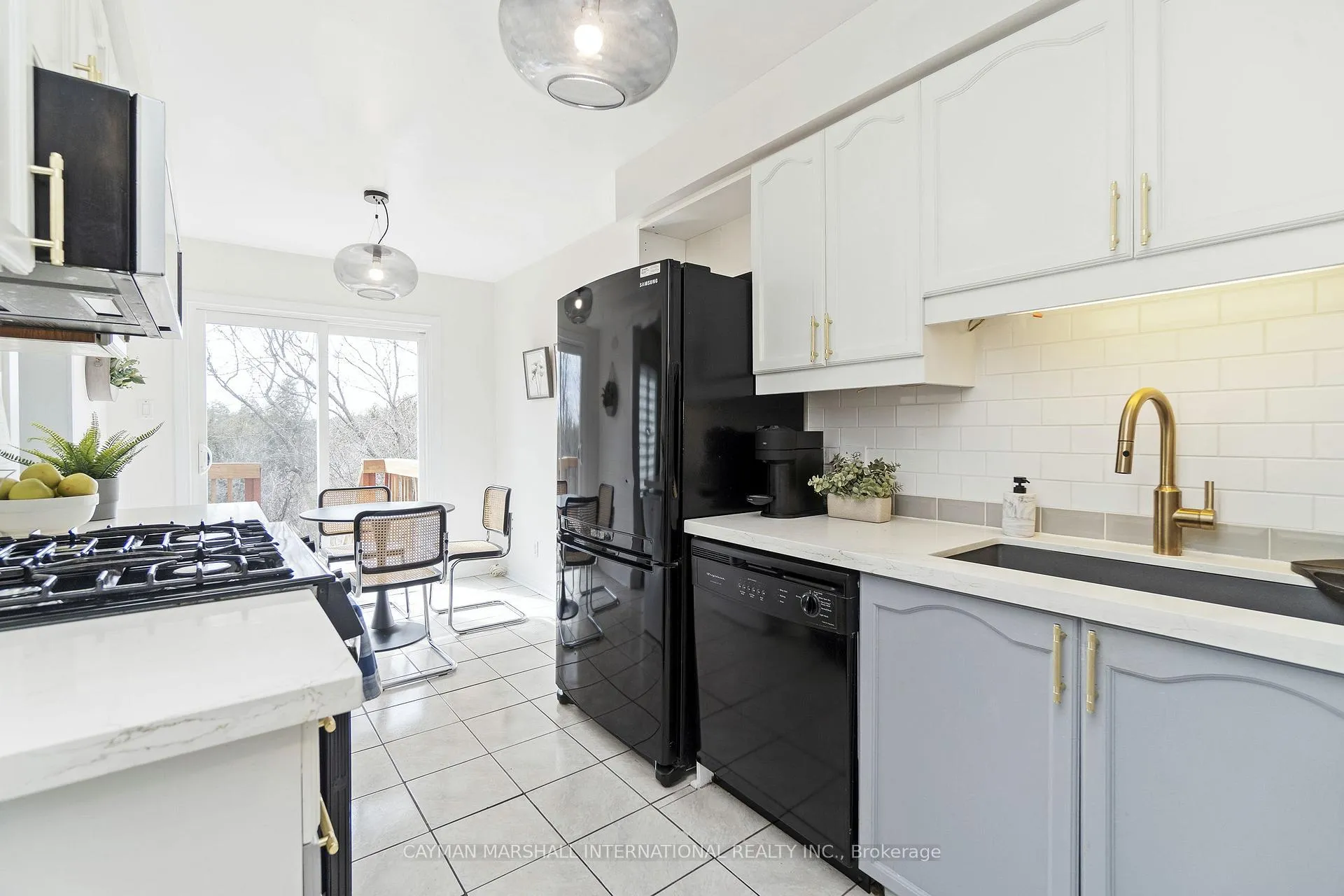 Photo 13 of 28 Macintyre Lane, Ajax, Northwest Ajax — HOMEH