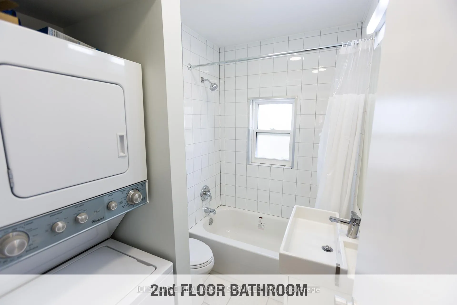 Photo 11 of Unit 2, 16 Madison Avenue, Hamilton, Gibson — HOMEH