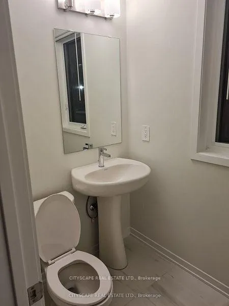 Photo 6 of Unit 23, 11 Honeycrisp Crescent, Vaughan, Vaughan Corporate Centre — HOMEH