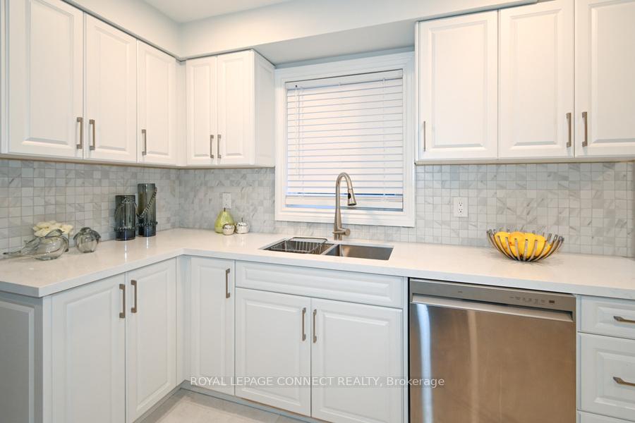 Photo 12 of 2 Barnard Court, Ajax, South East — HOMEH