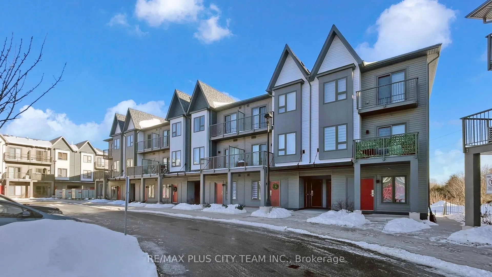 Photo 1 of Unit 802, 2635 William Jackson Drive, Pickering, Duffin Heights — HOMEH