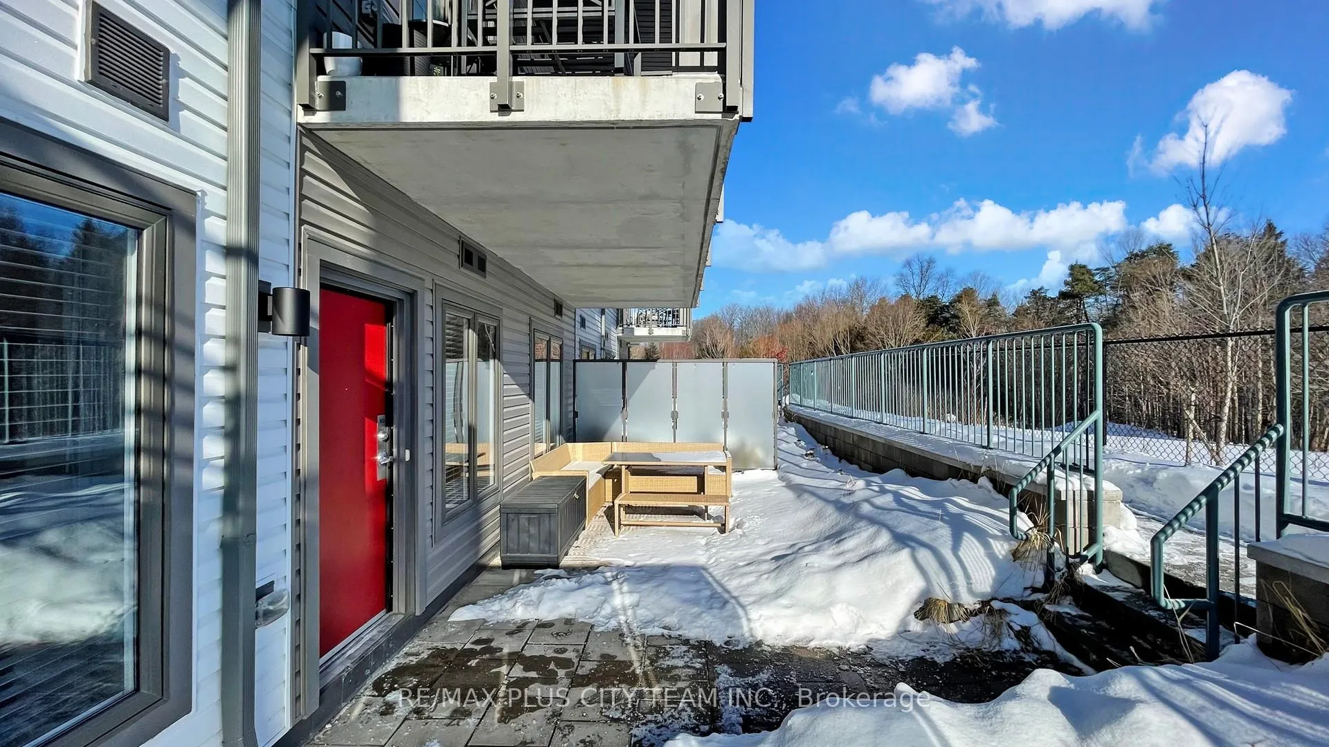 Photo 2 of Unit 802, 2635 William Jackson Drive, Pickering, Duffin Heights — HOMEH