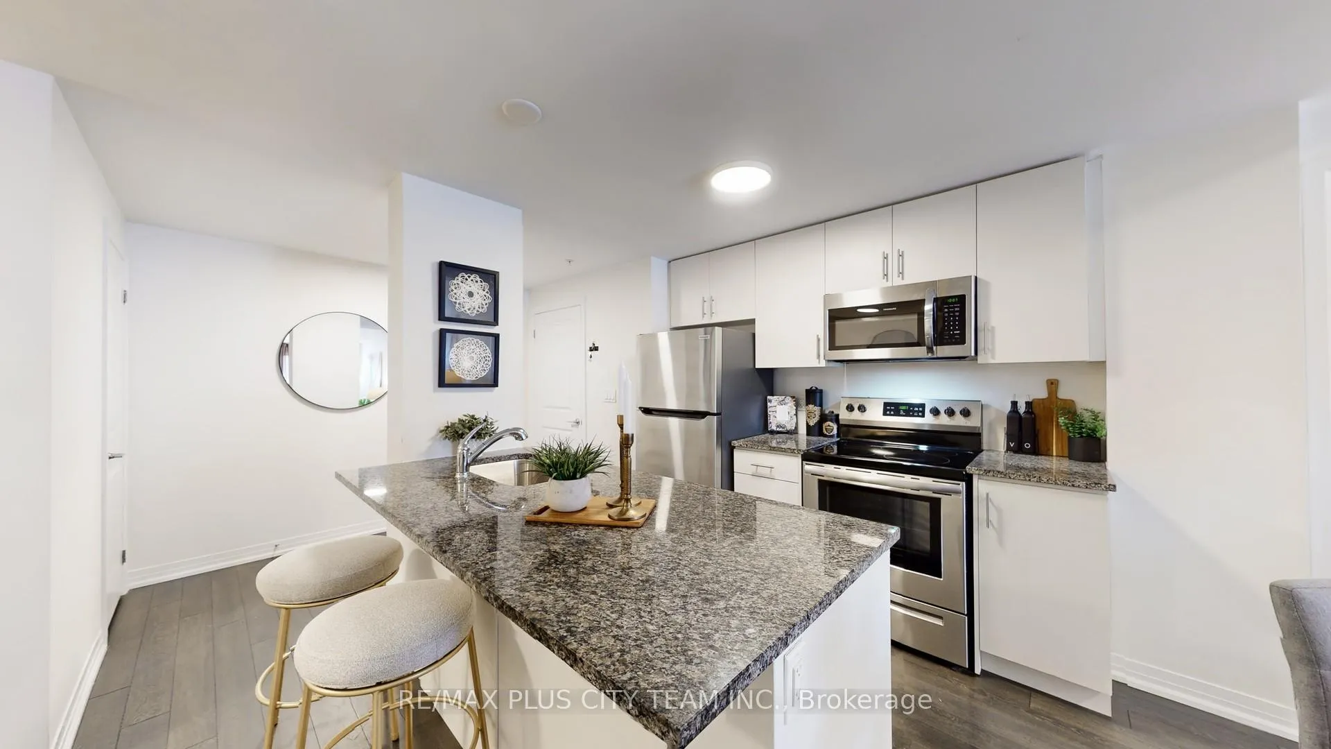 Photo 13 of Unit 802, 2635 William Jackson Drive, Pickering, Duffin Heights — HOMEH