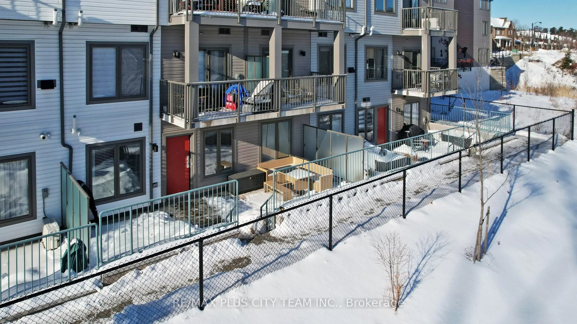 Photo 38 of Unit 802, 2635 William Jackson Drive, Pickering, Duffin Heights — HOMEH